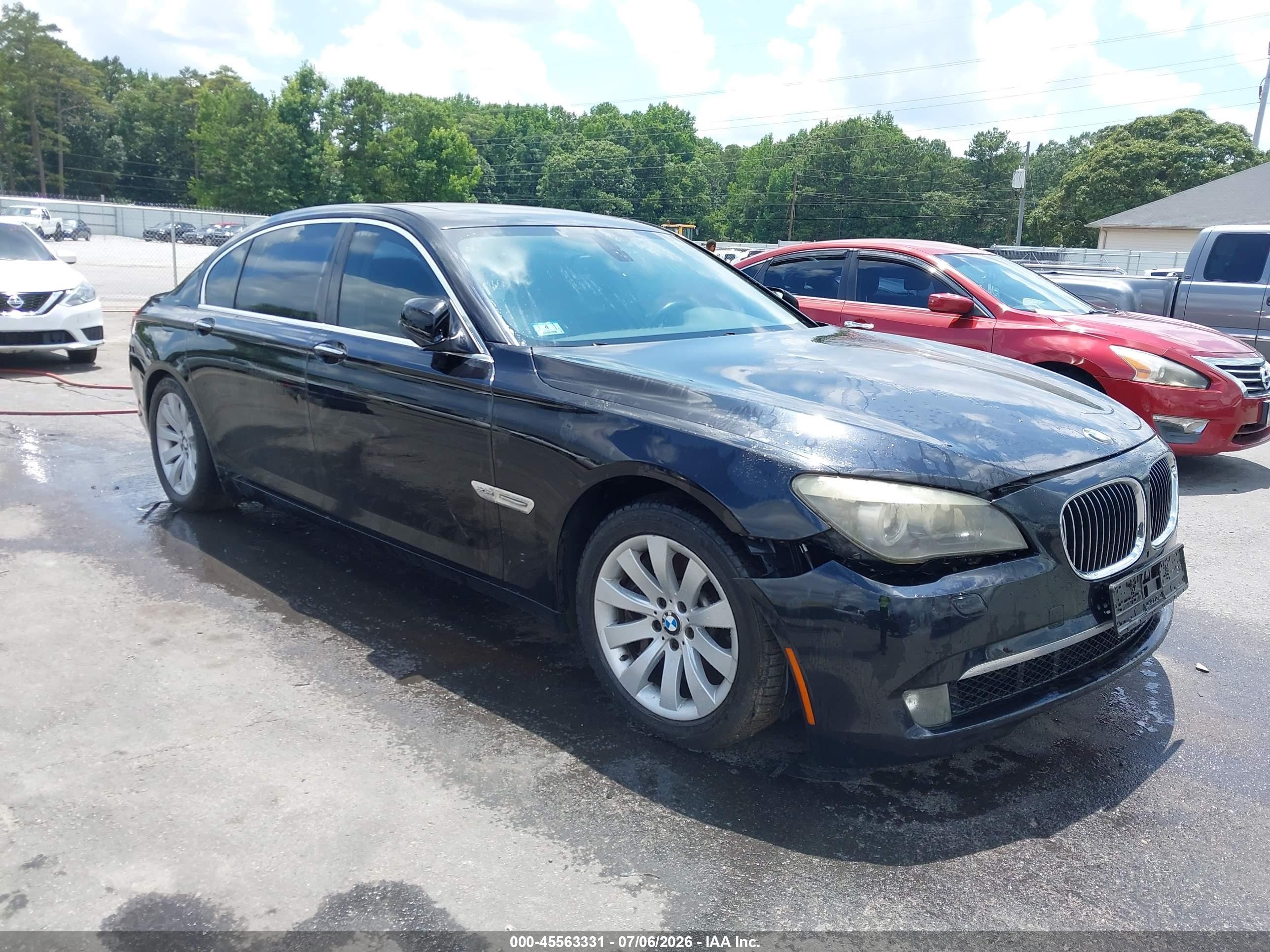 2011 BMW 7 Series 750Li xDrive, VIN WBAKC8C57BC432654 — Normal wear
