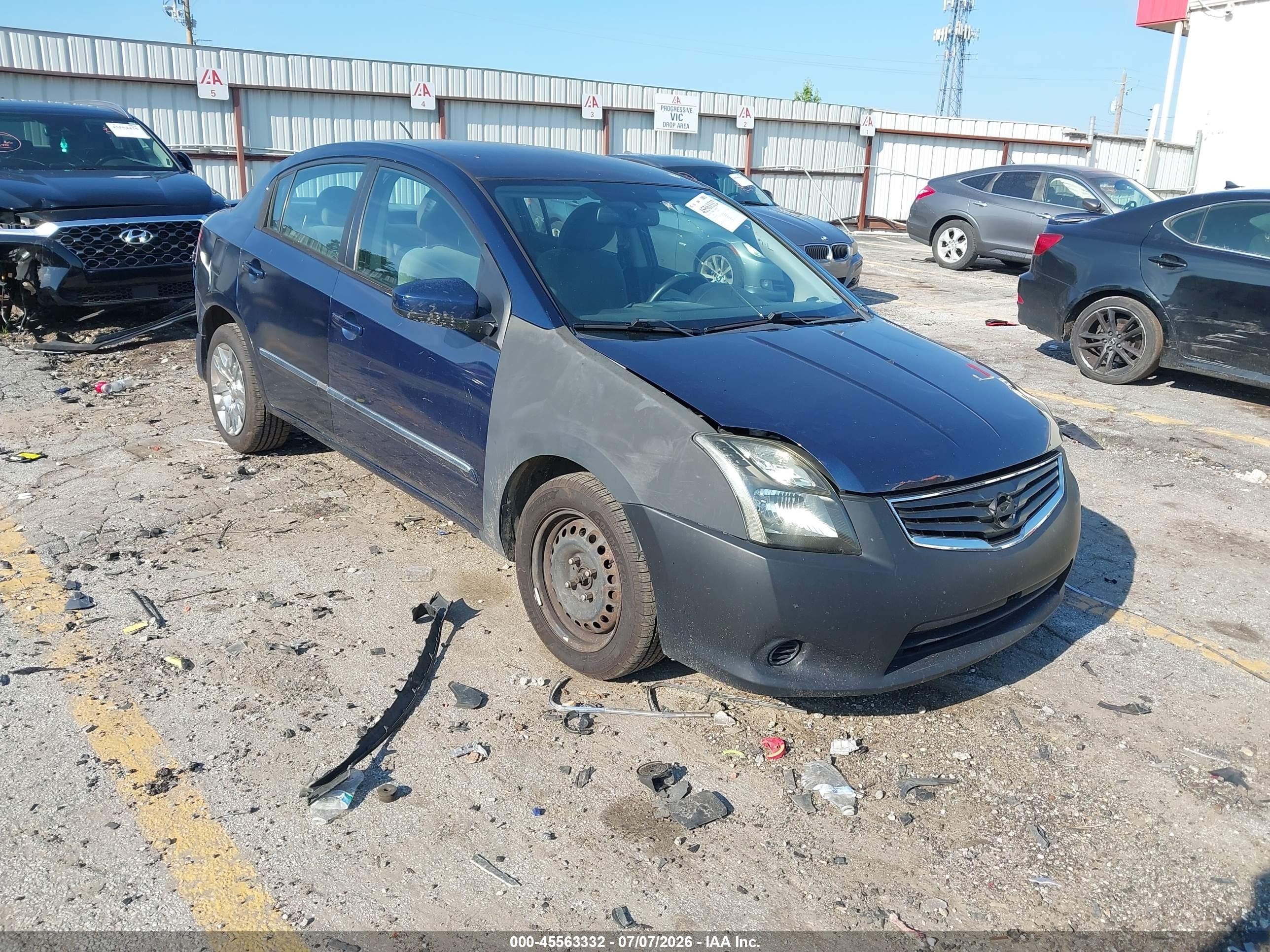 2011 Nissan Sentra 2.0, VIN 3N1AB6AP3BL656196 — Side