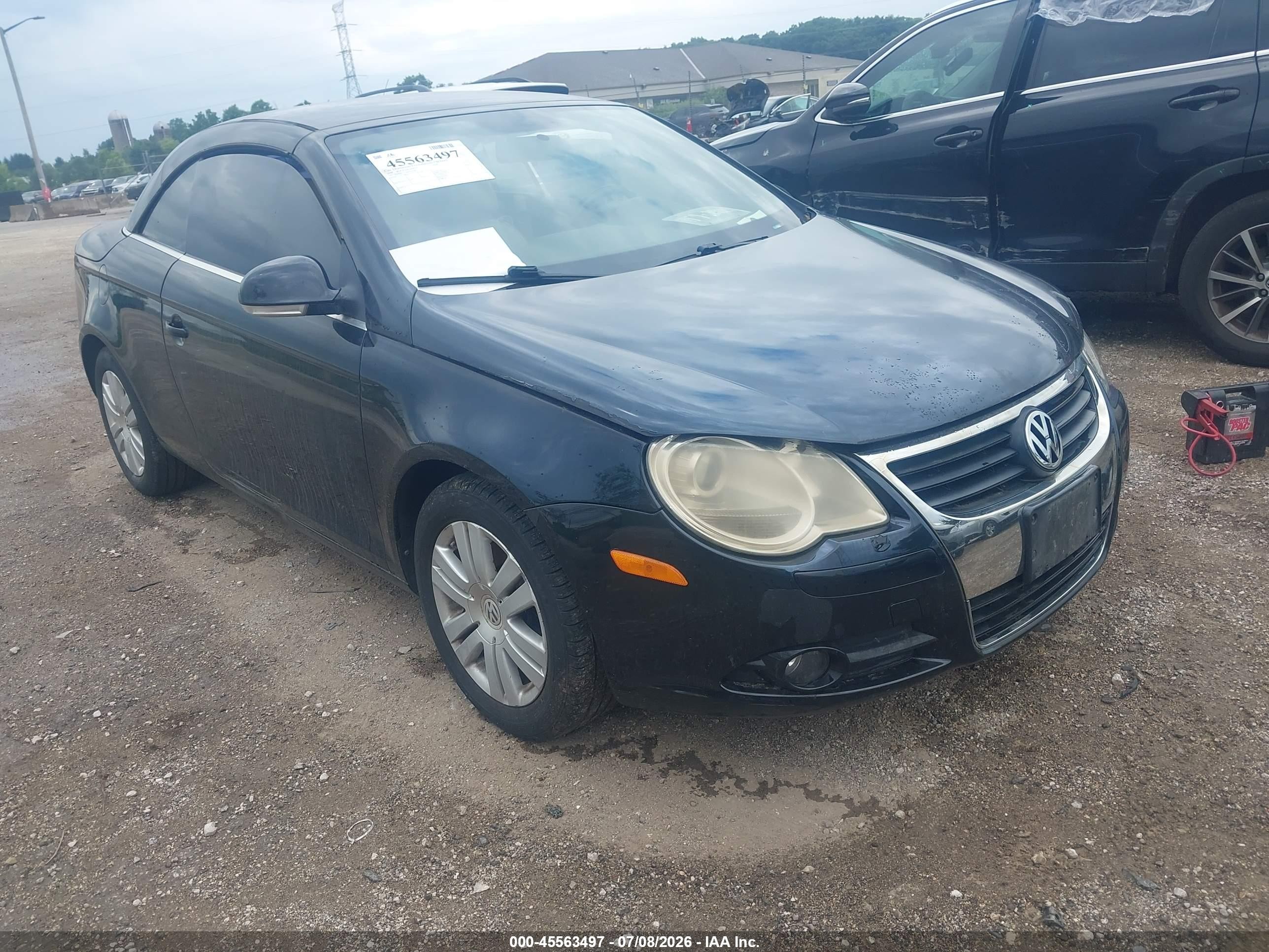 2008 Volkswagen Eos Turbo, VIN WVWBA71F68V022682 — Normal wear