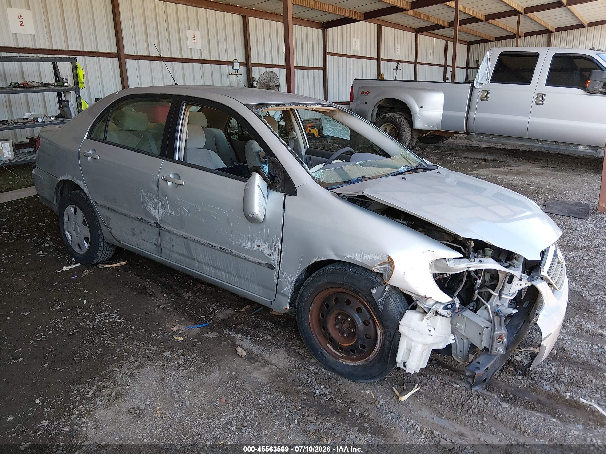 2007 Toyota Corolla LE, VIN 1NXBR30E37Z870092 — Перед