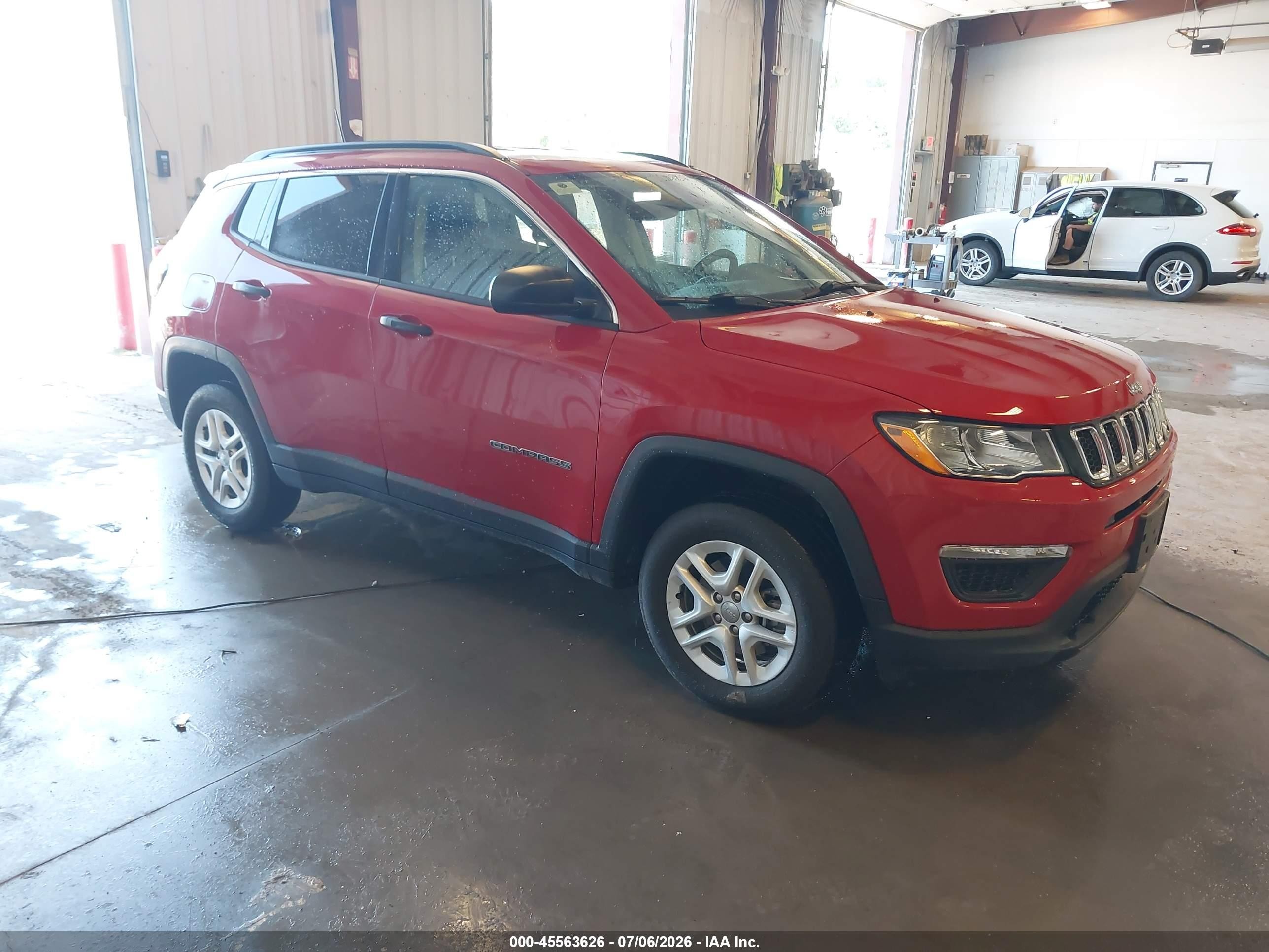 2019 Jeep Compass Upland, VIN 3C4NJDABXKT649949 — Обычный износ