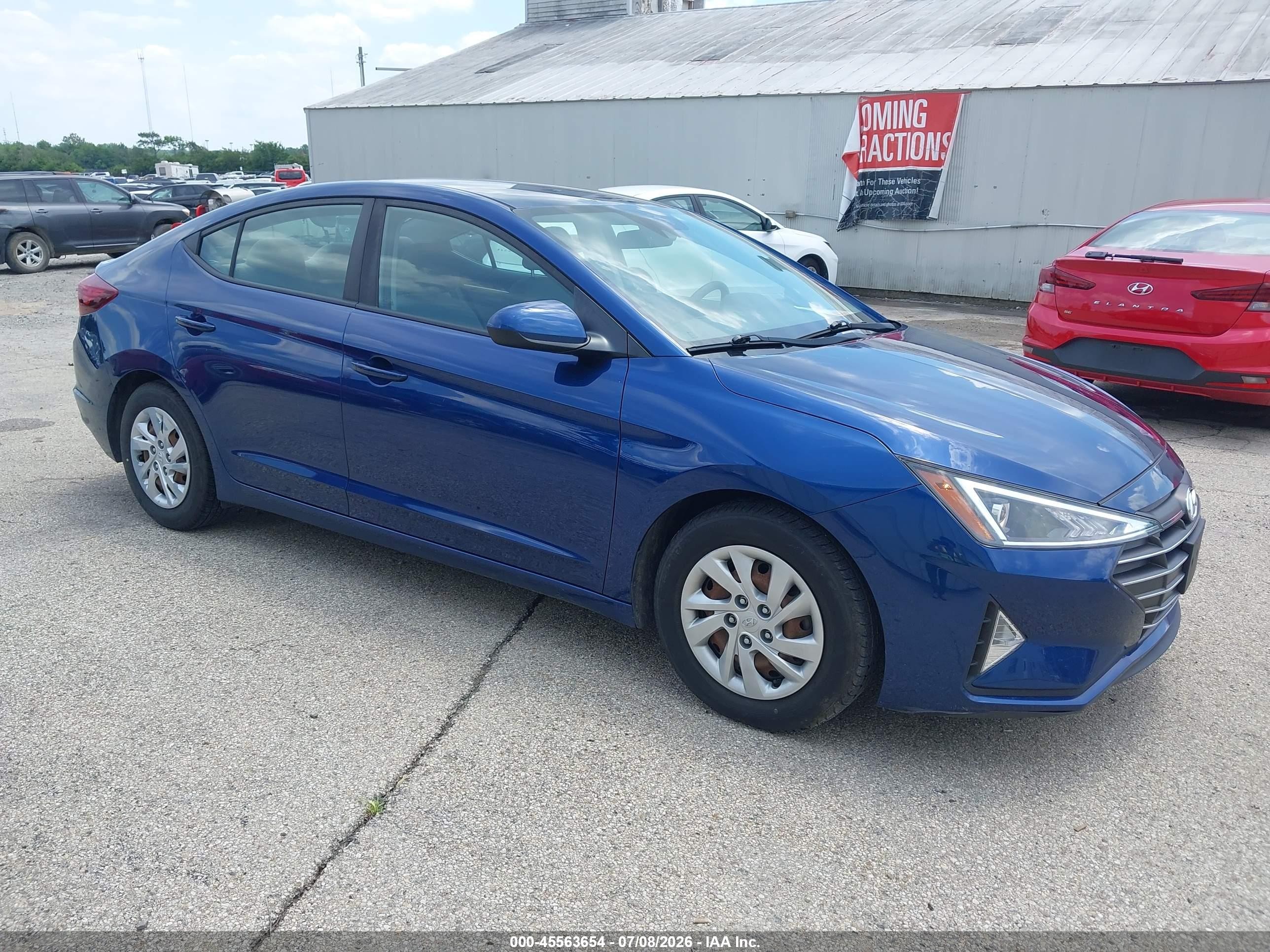 2020 Hyundai Elantra SE, VIN 5NPD74LF9LH612306 — Normal wear