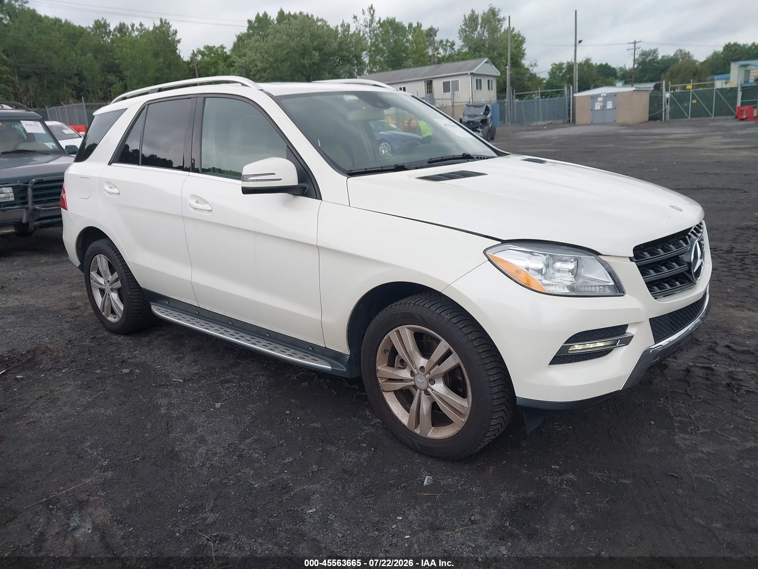 2013 Mercedes-Benz M 350, VIN 4JGDA5HB4DA267106 — Normal wear