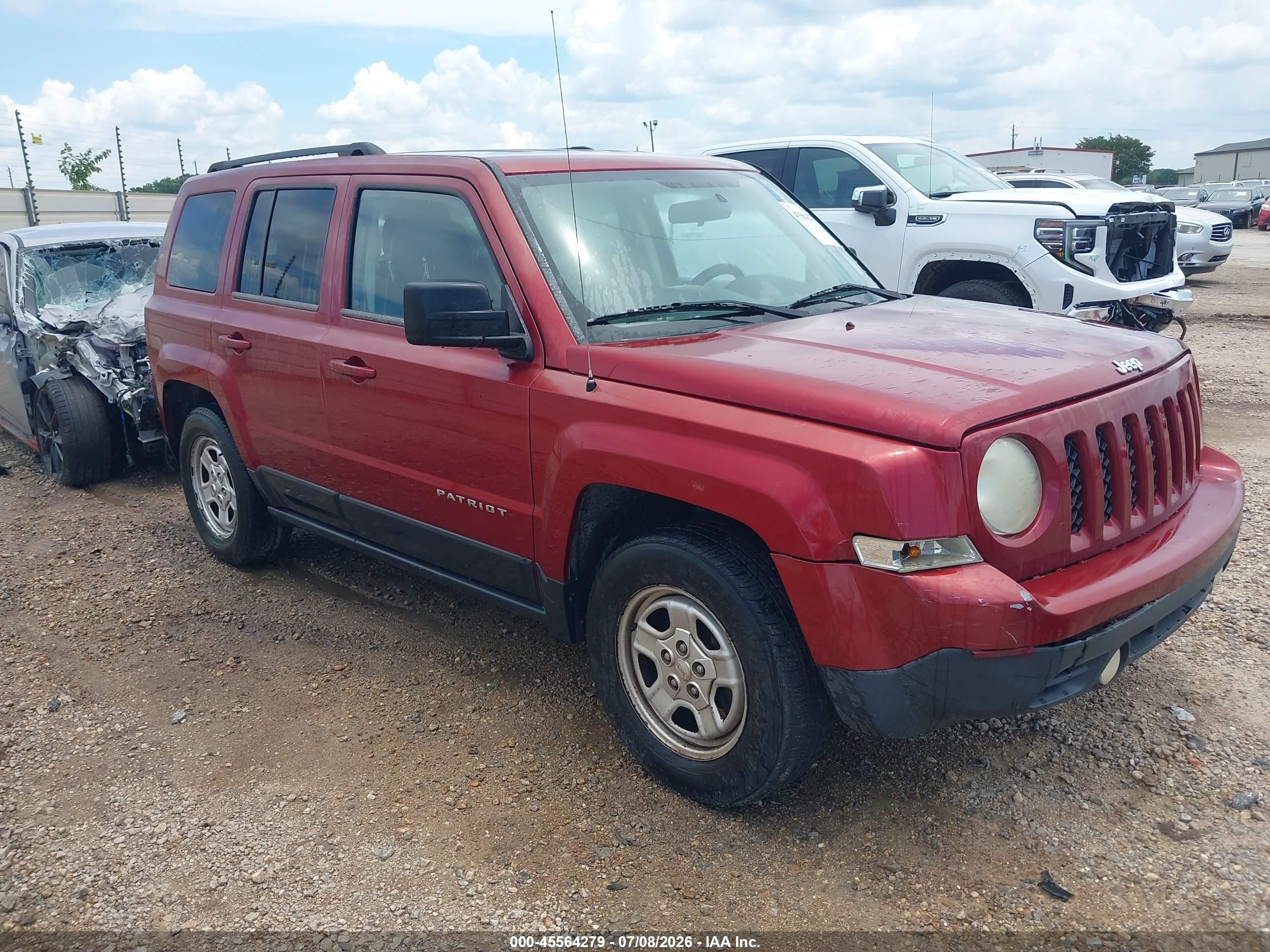 2014 Jeep Patriot Sport, VIN 1C4NJPBA4ED545572 — Normal wear