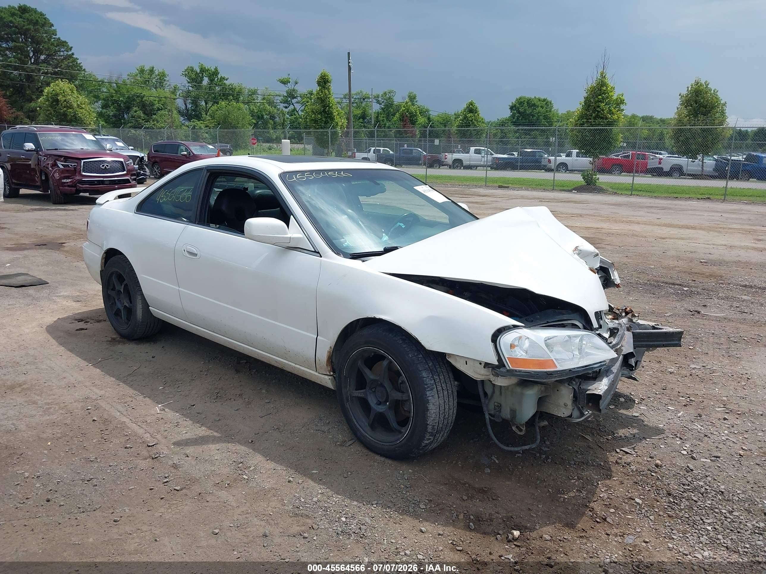 2003 Acura CL Type S, VIN 19UYA42753A011223 — Front end
