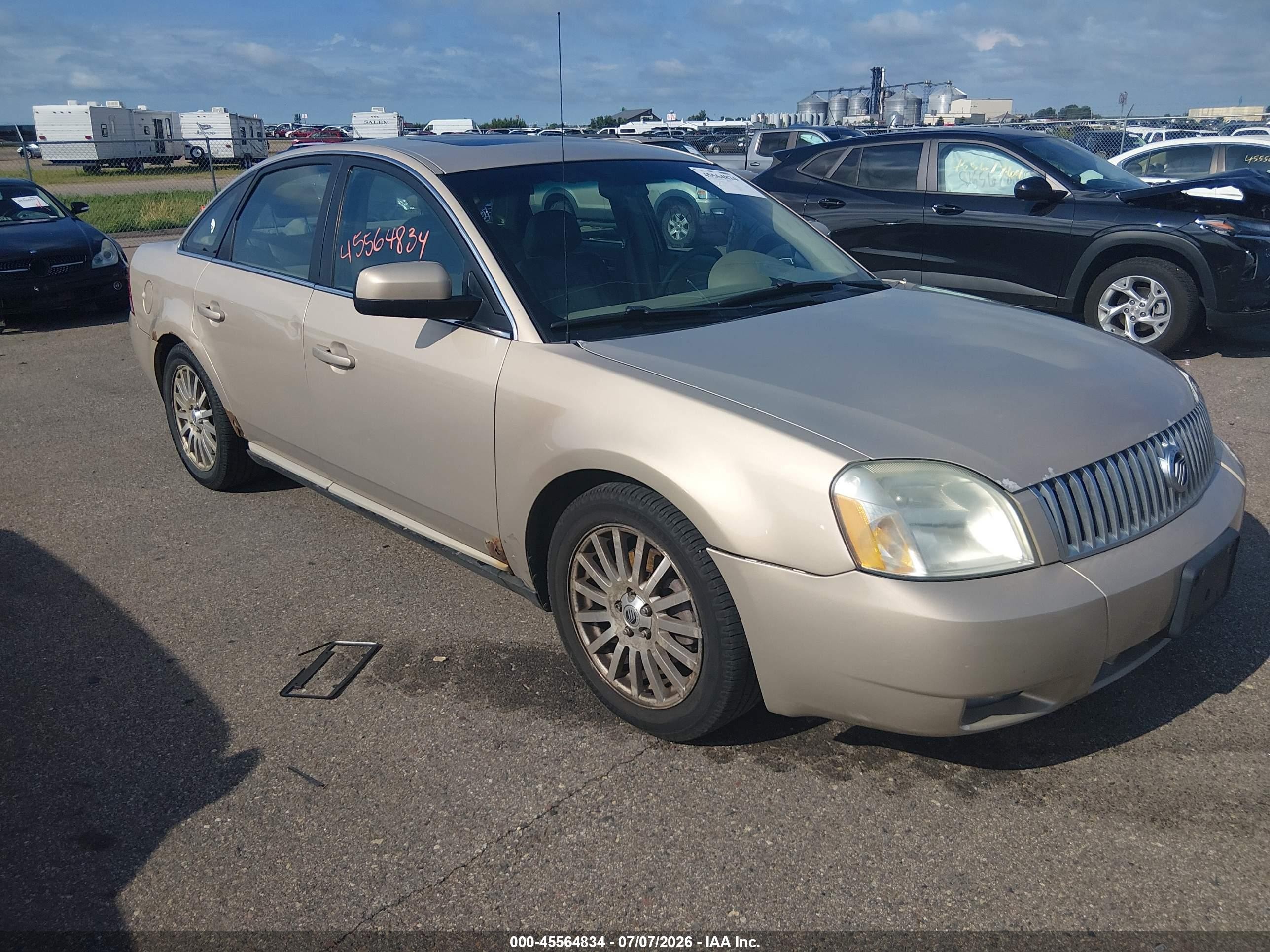 2007 Mercury Montego Premier, VIN 1MEHM42127G615024 — Side