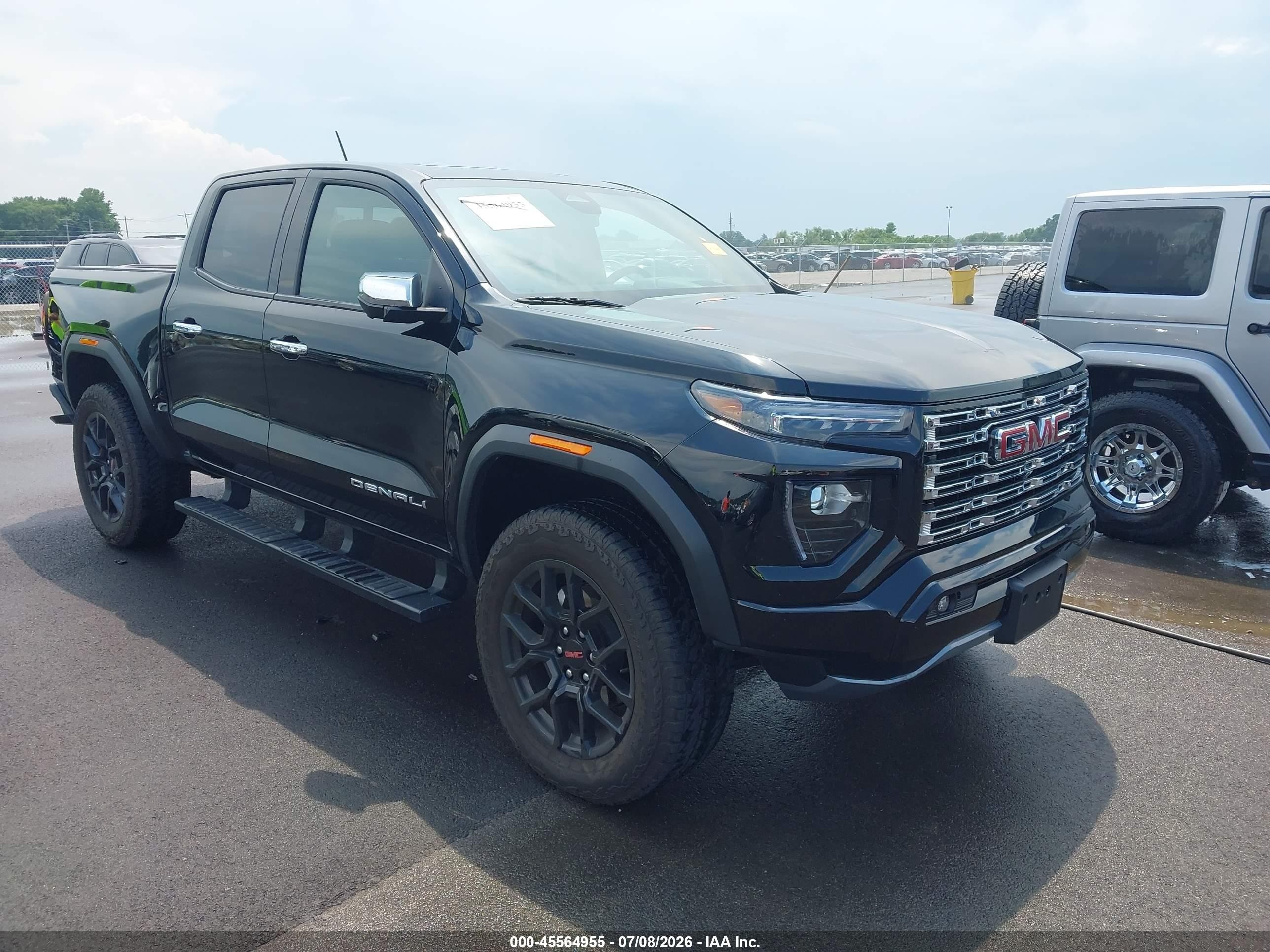 2024 GMC Canyon 4WD Denali, VIN 1GTP6FEKXR1302994 — Rear end