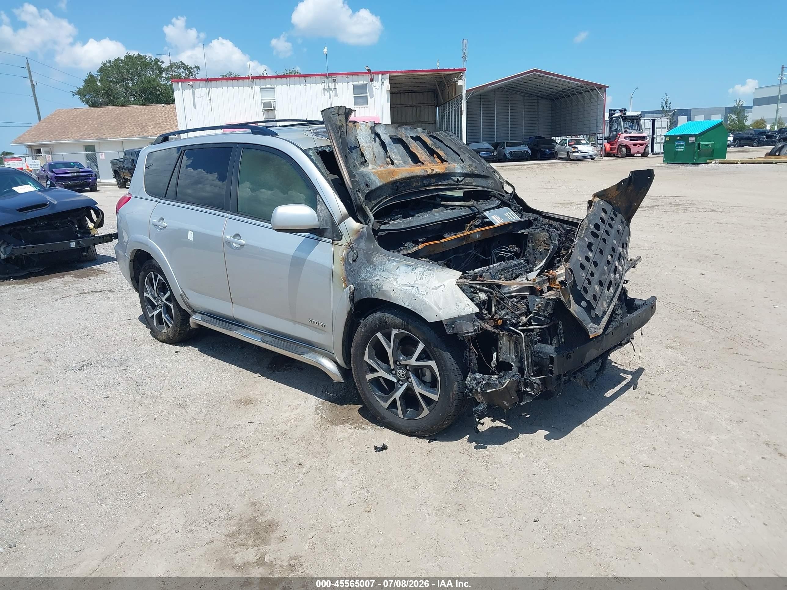 2008 Toyota RAV4 Sport, VIN JTMZD32V885109083 — Engine fire