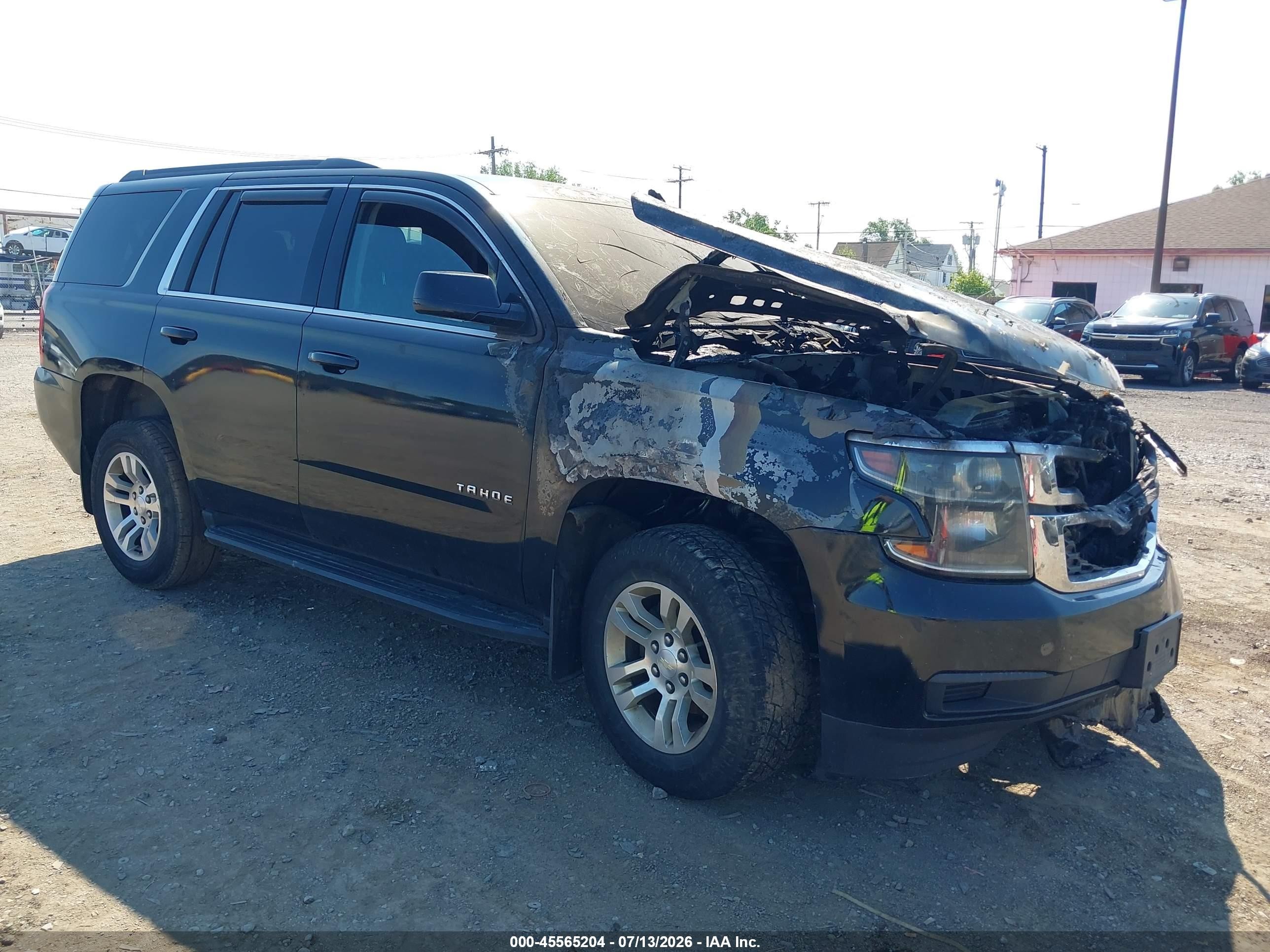 2019 Chevrolet Tahoe LS, VIN 1GNSKAKC1KR269596 — Engine fire