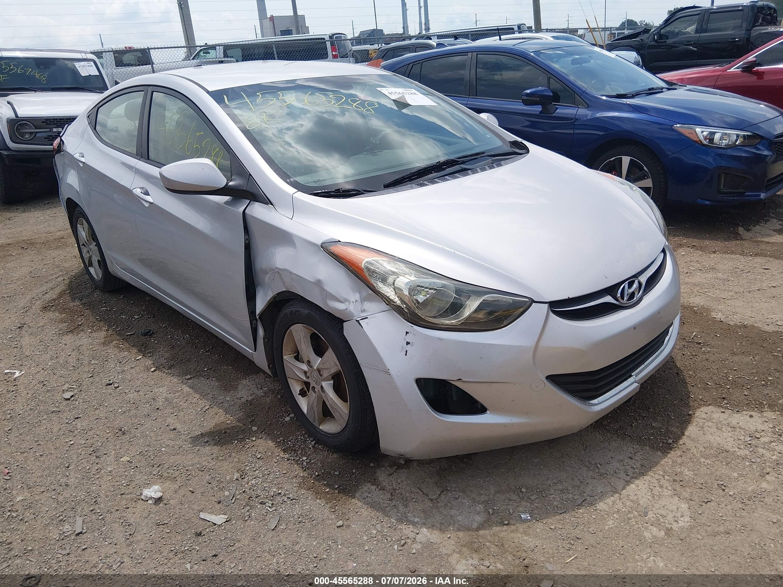2012 Hyundai Elantra Limited, VIN KMHDH4AE3CU228482 — Front end