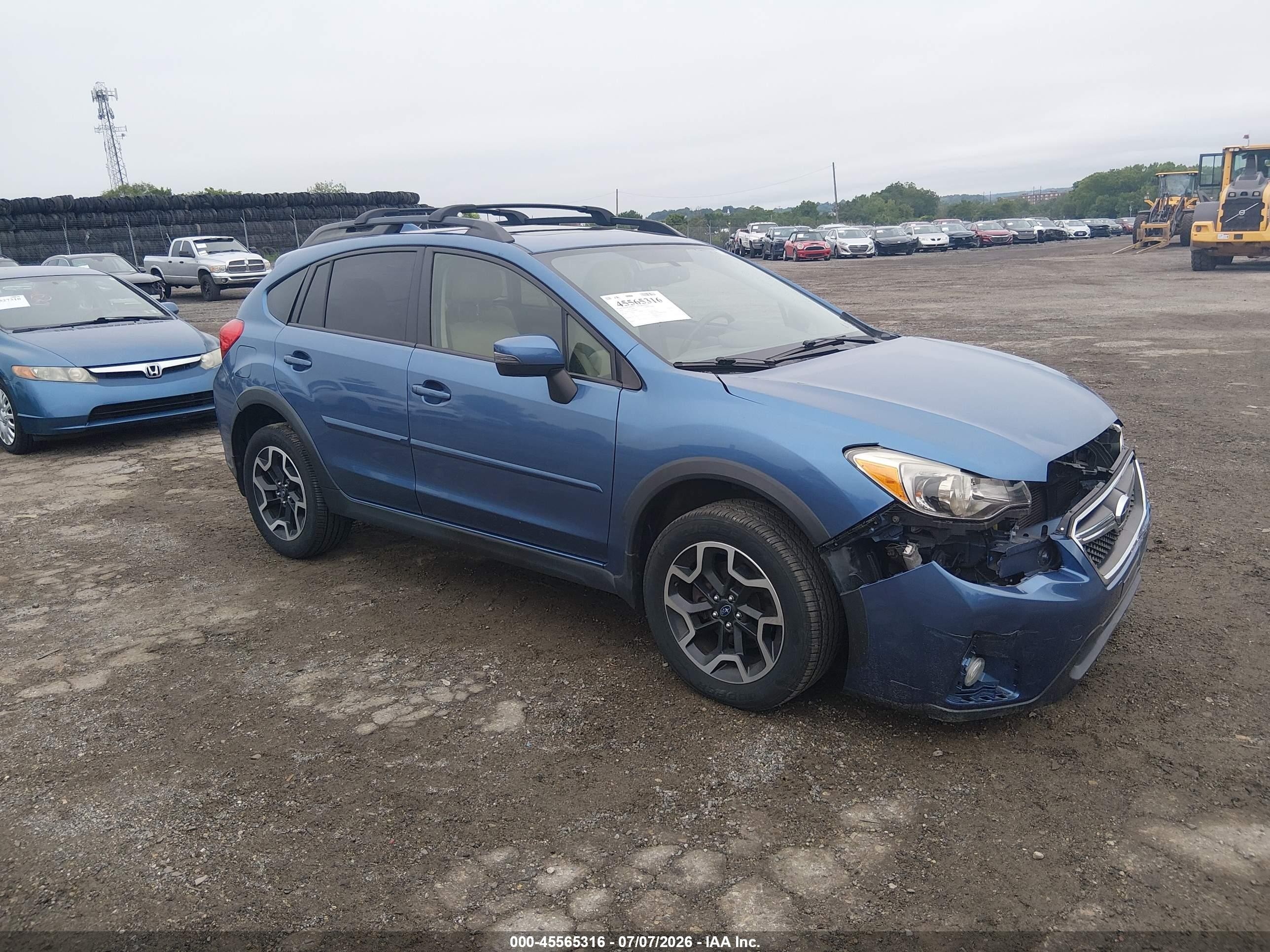 2016 Subaru Crosstrek Limited, VIN JF2GPALC5GH209690 — Front end