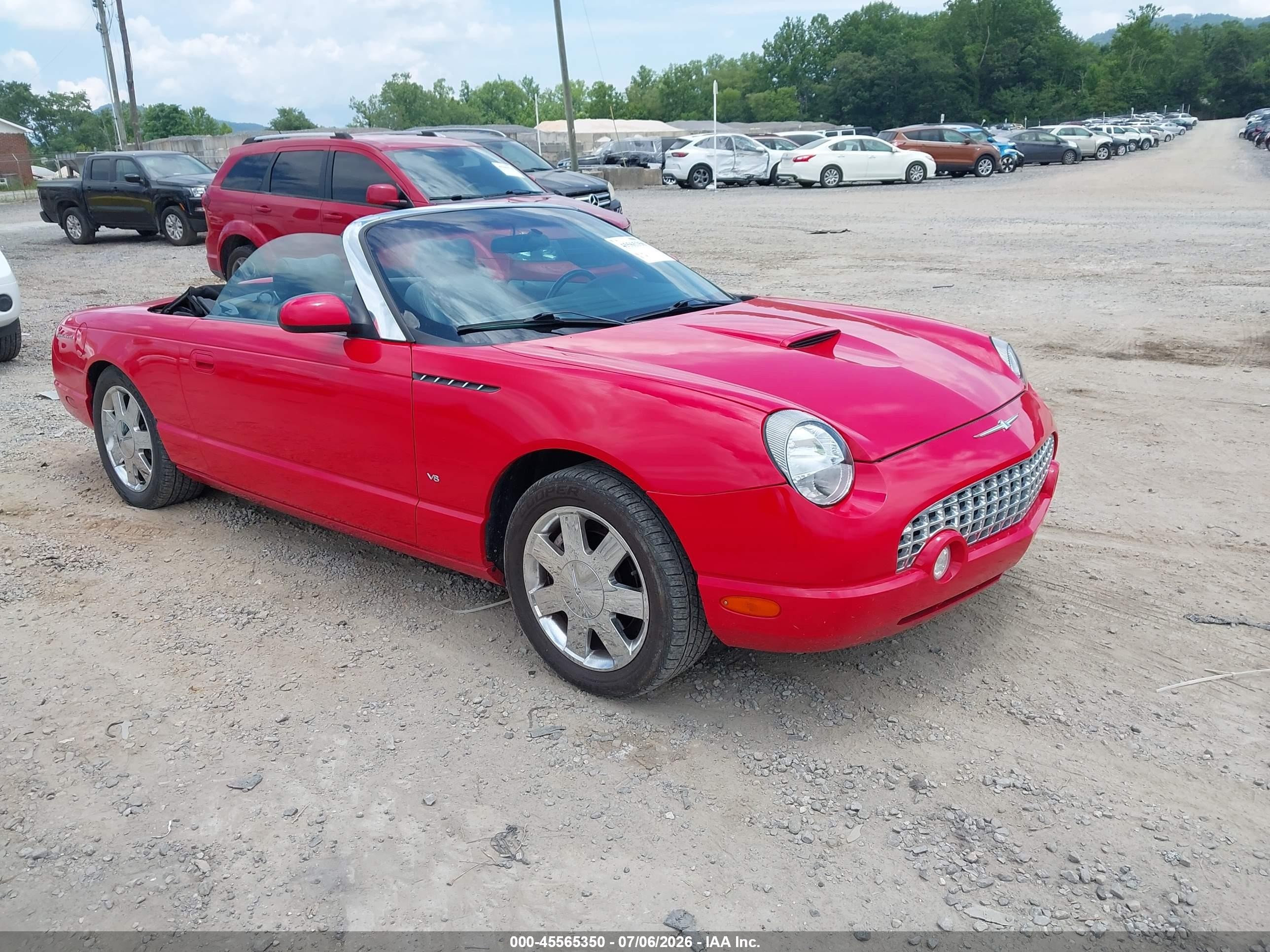 2003 Ford Thunderbird Deluxe, VIN 1FAHP60A13Y110075 — Rear end