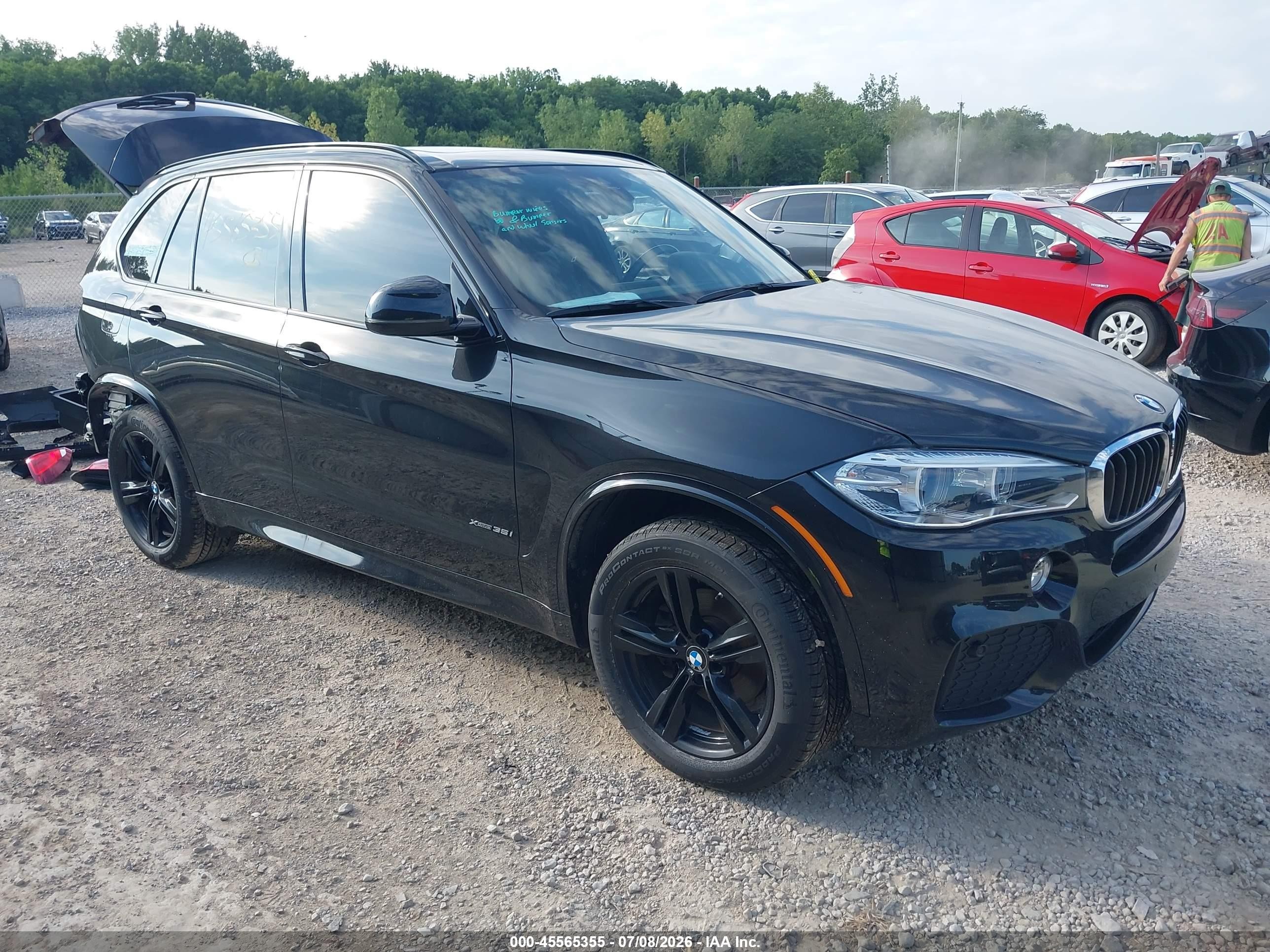 2018 BMW X5 xDrive35i, VIN 5UXKR0C54JL070069 — Rear end