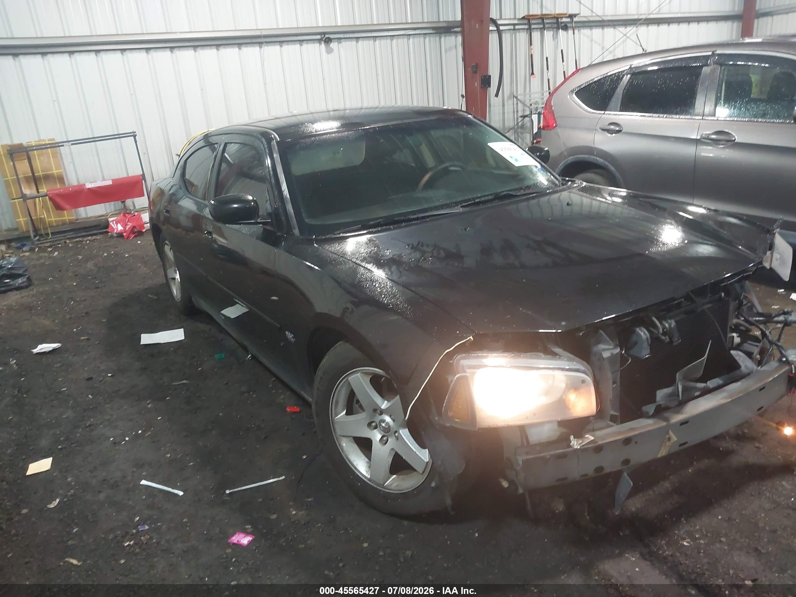 2010 Dodge Charger SXT, VIN 2B3CA3CV7AH196391 — Front end