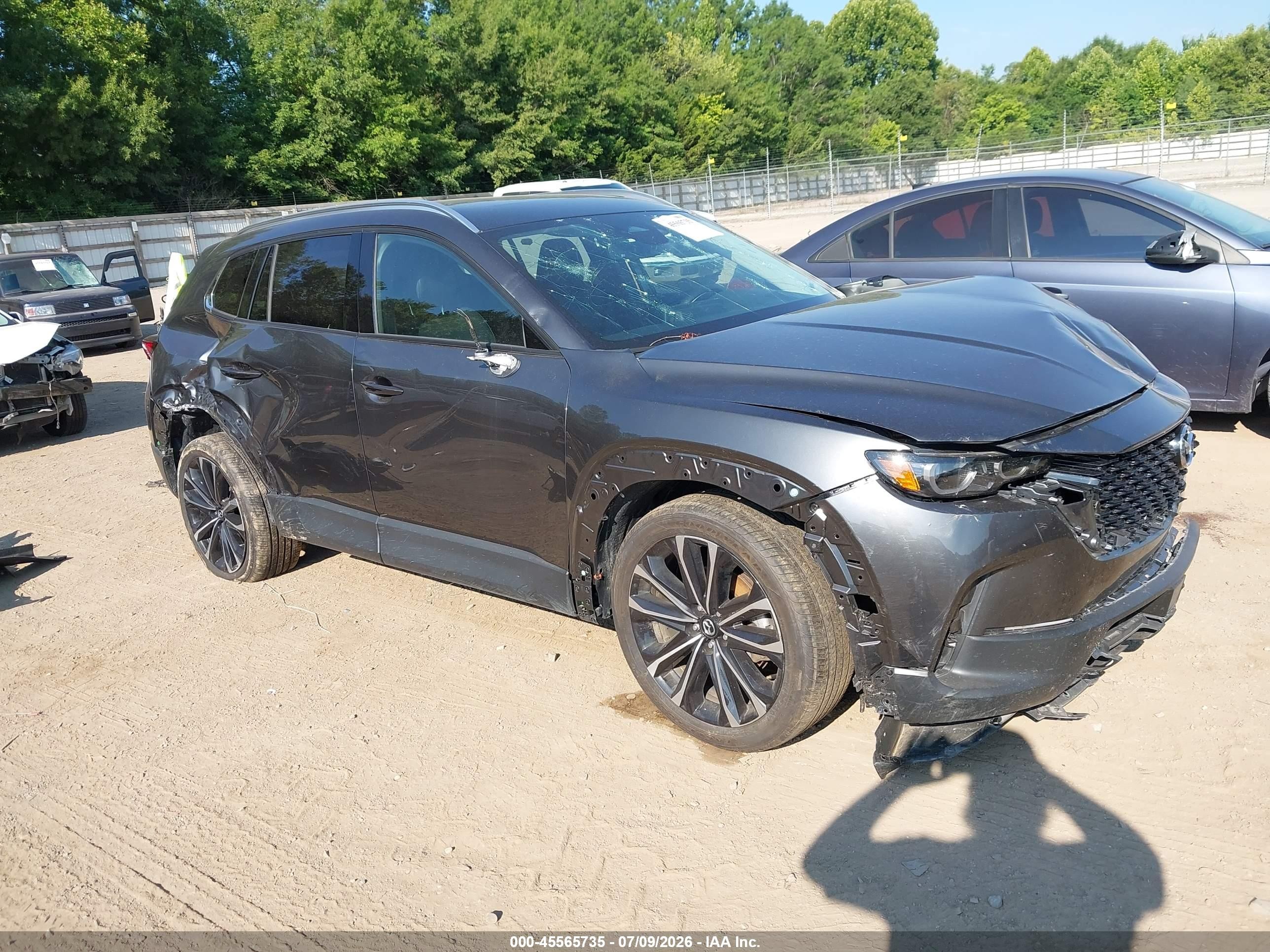 2025 Mazda CX-50 S Premium Plus, VIN 7MMVABEM9SN375014 — Перед
