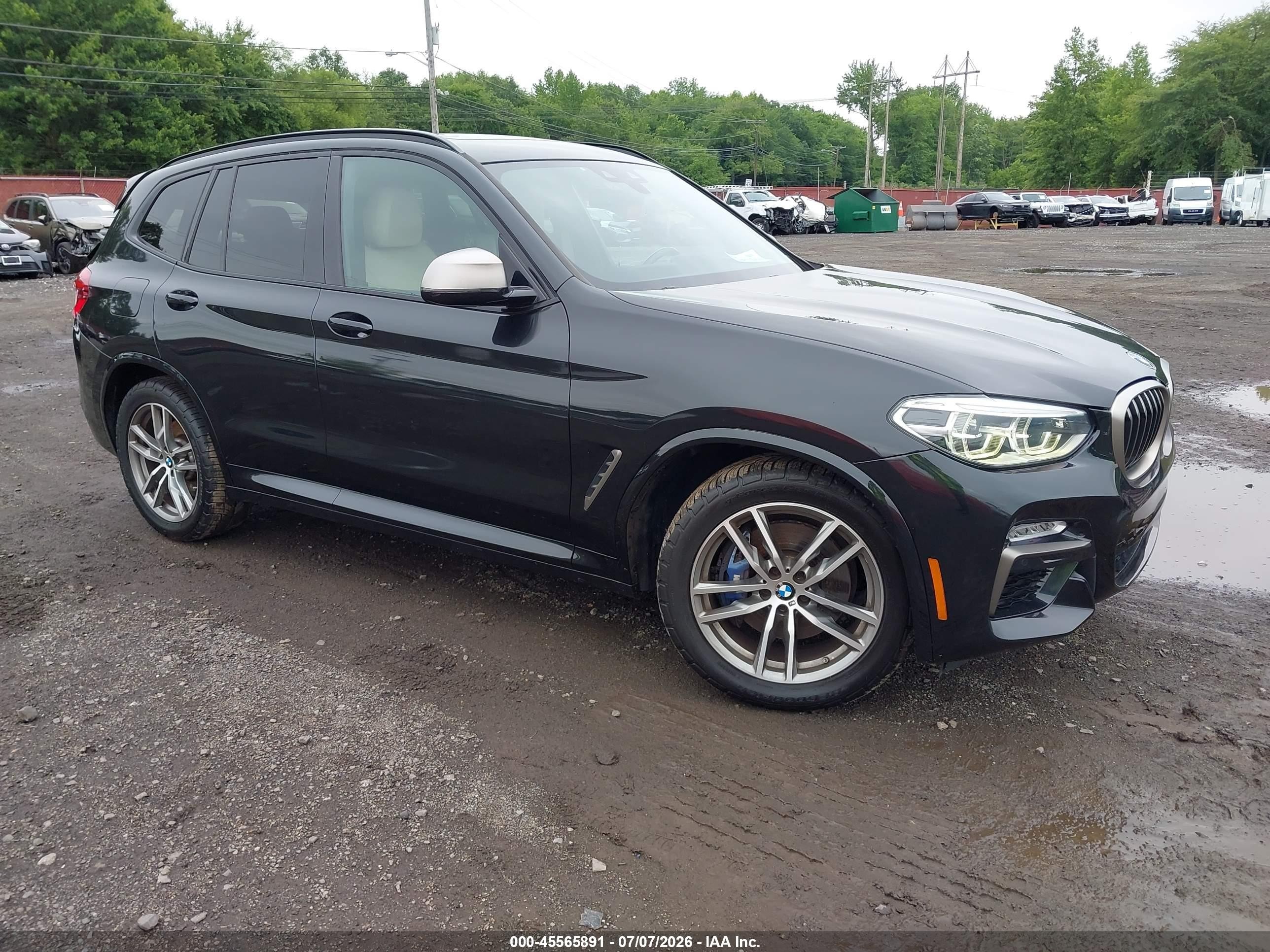 2018 BMW X3 M40i, VIN 5UXTS3C53J0Y96519 — Rear end