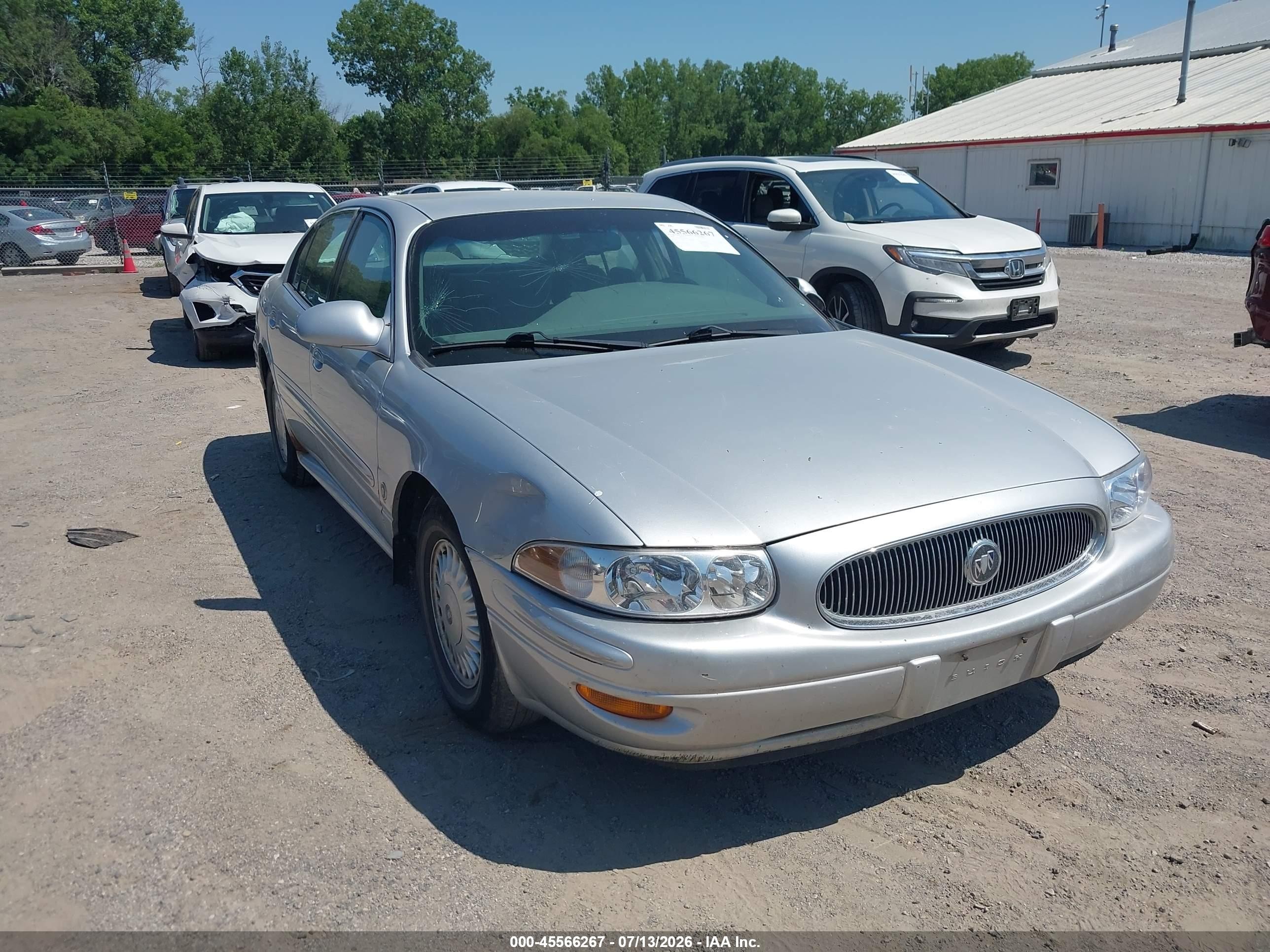 2000 Buick LeSabre Custom, VIN 1G4HP54K4Y4273465 — Side