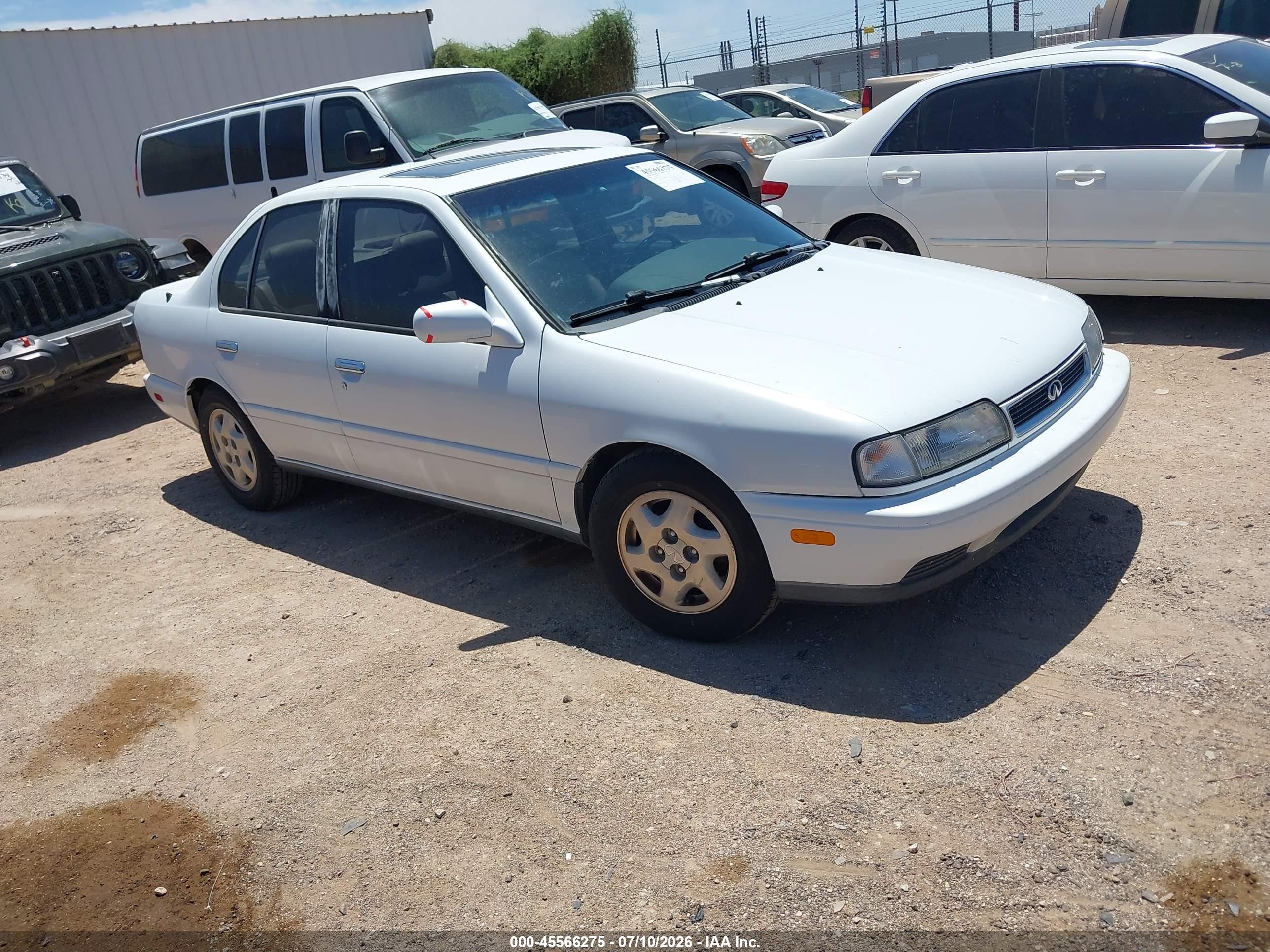 1995 Infiniti G20, VIN JNKCP01D5ST527574 — Normal wear