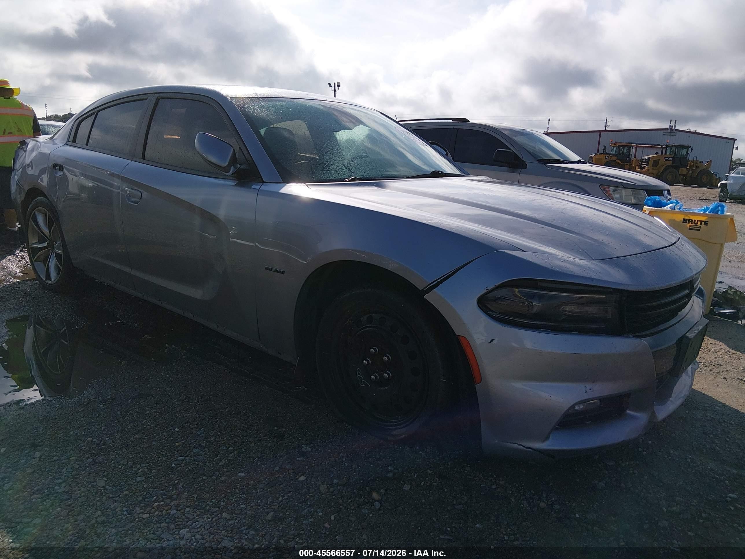 2015 Dodge Charger RT, VIN 2C3CDXCT0FH729057 — Side