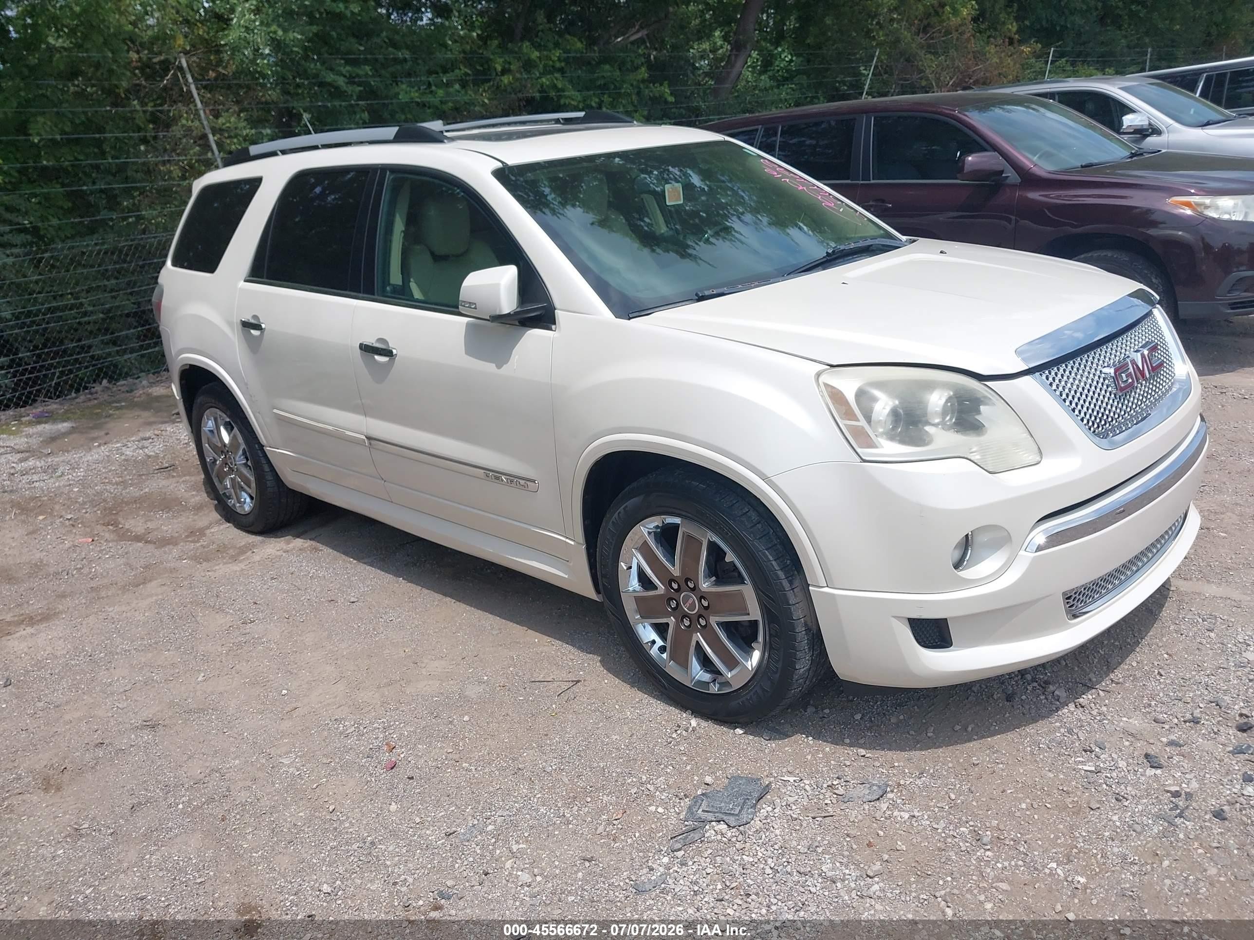 2011 GMC Acadia Denali, VIN 1GKKRTED6BJ248346 — Обычный износ