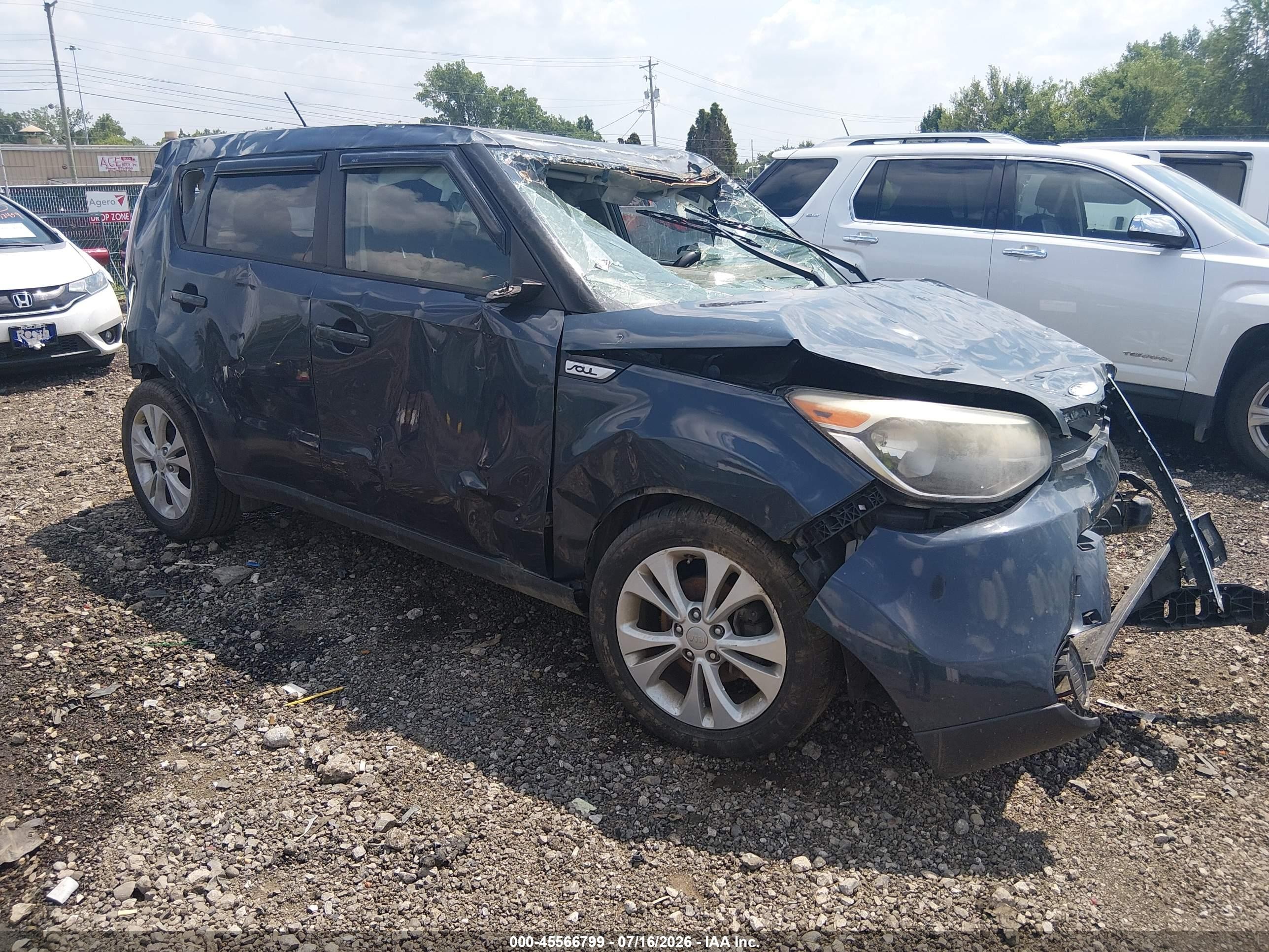 2014 Kia Soul +, VIN KNDJP3A54E7038695 — Опрокидывание