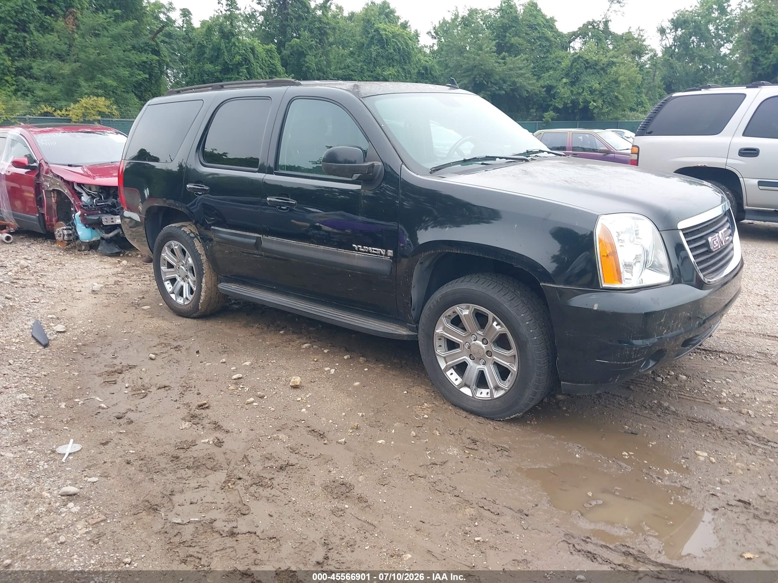 2007 GMC Yukon SLT, VIN 1GKFK130X7R159091 — Normal wear