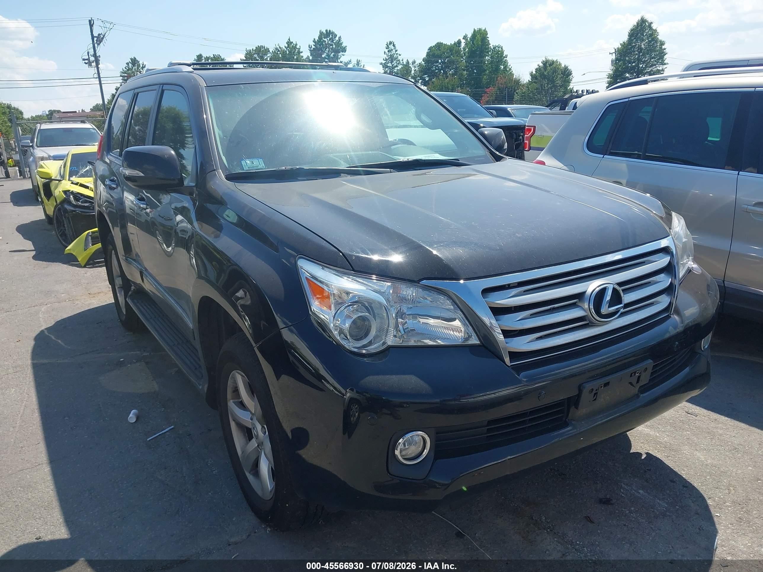 2011 Lexus GX 460, VIN JTJBM7FX4B5032642 — Normal wear