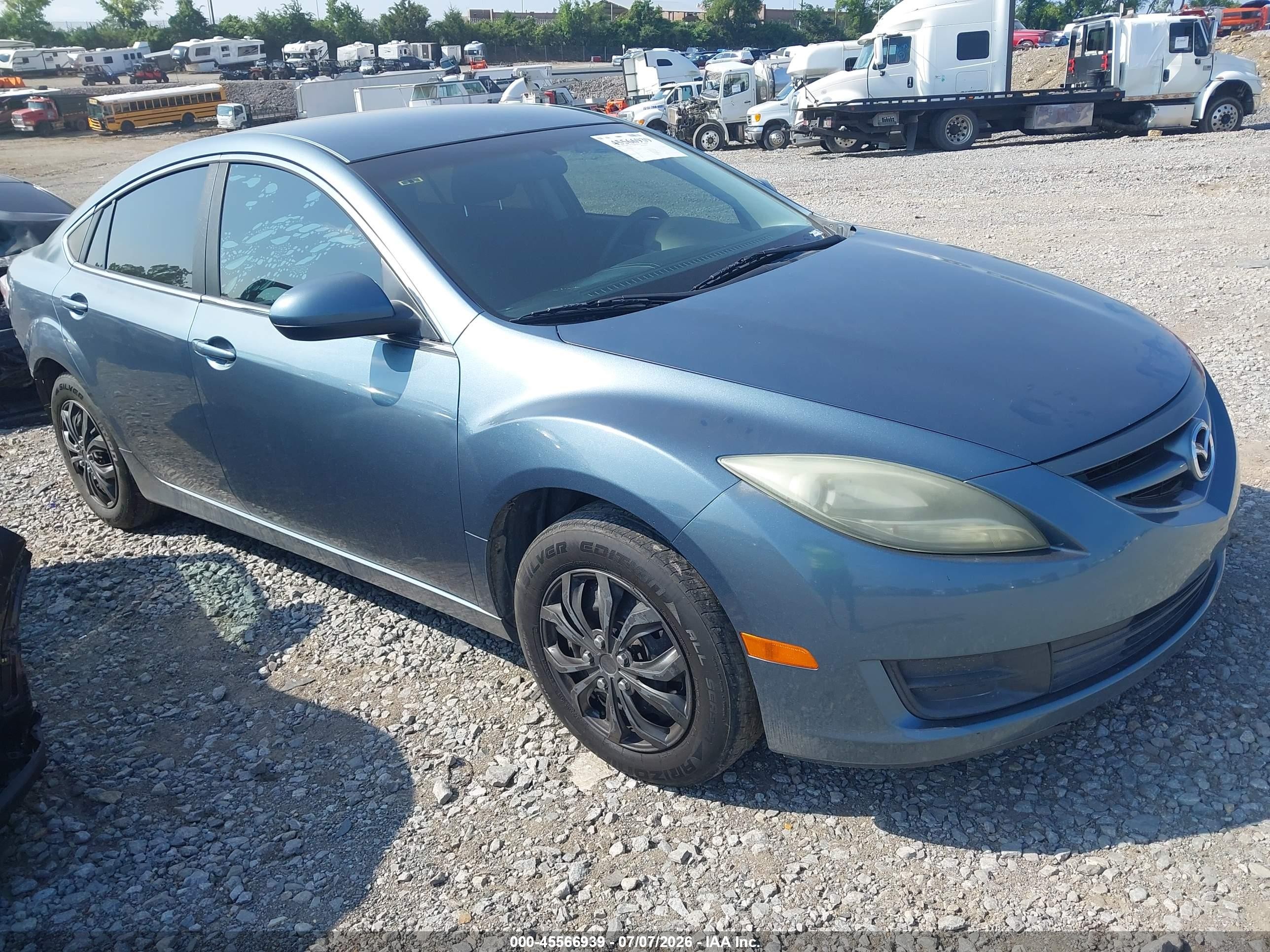 2013 Mazda 6 i Sport, VIN 1YVHZ8BH0D5M14375 — Rear end