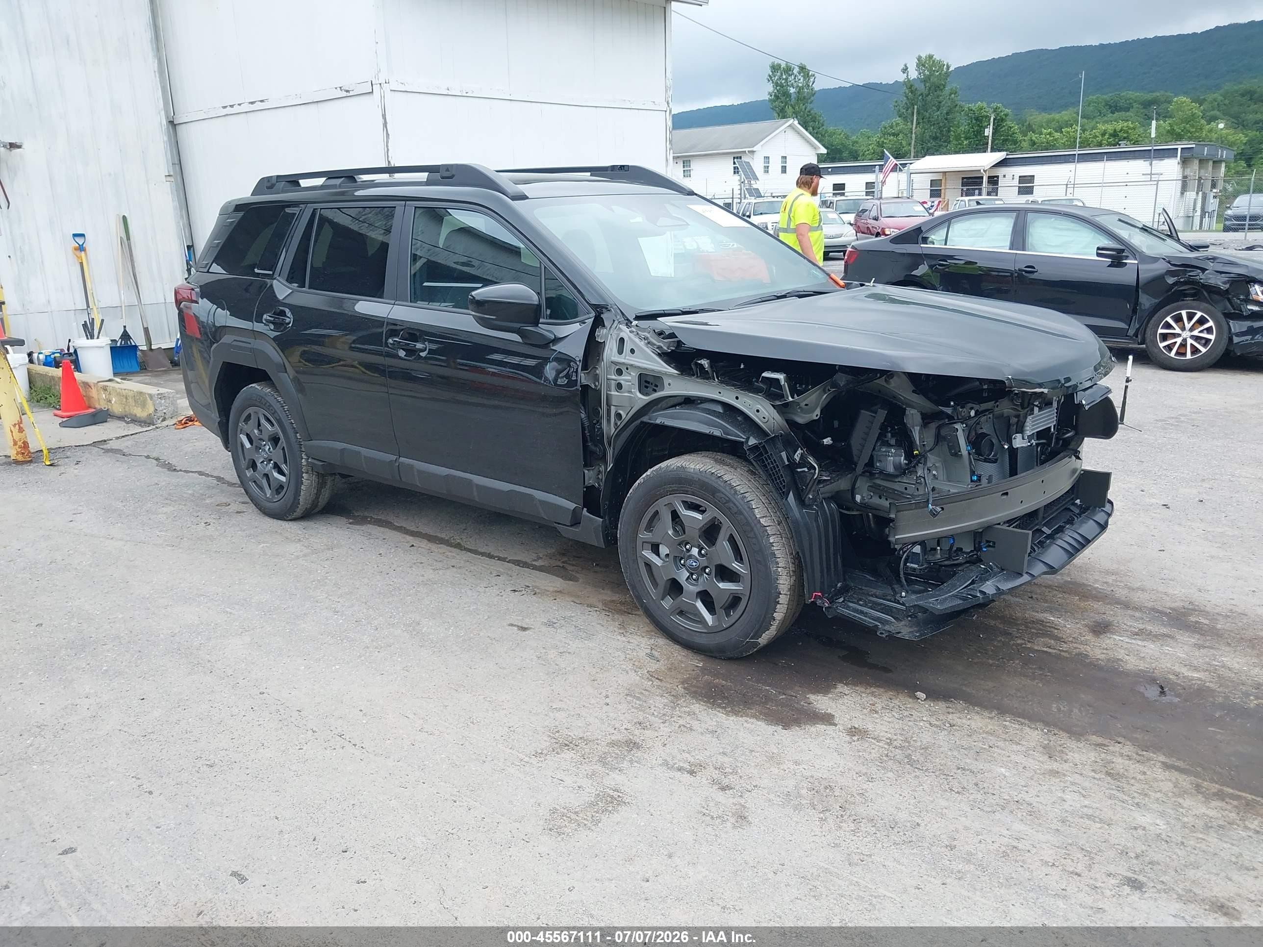 2026 Subaru Outback Premium, VIN JF2BUPBD5TY541493 — Front end