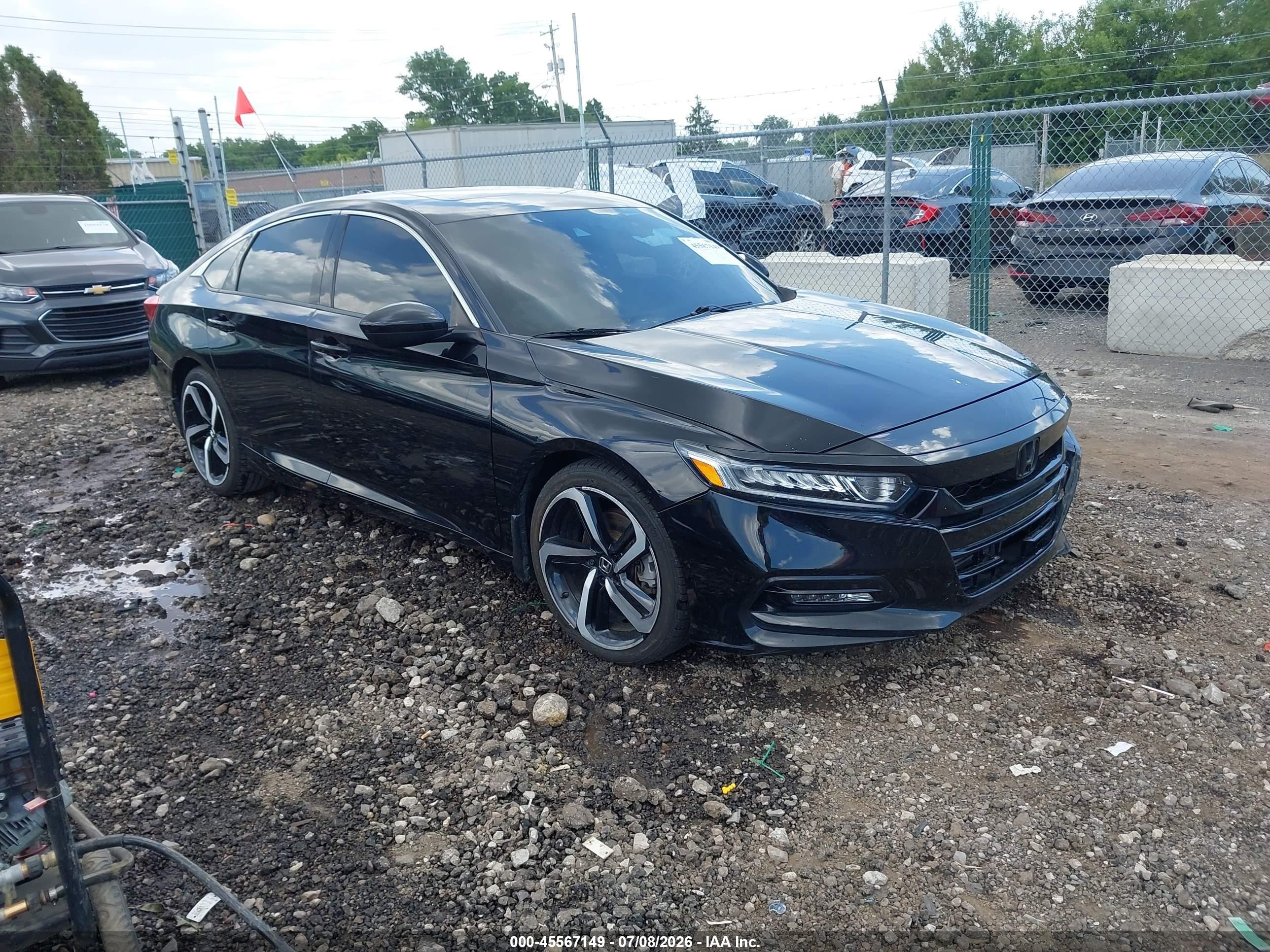 2020 Honda Accord Sport, VIN 1HGCV2F30LA012516 — Front end