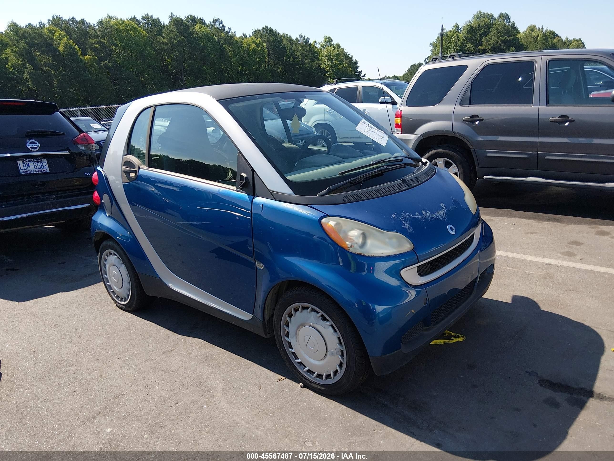 2009 Smart fortwo Pure, VIN WMEEJ31X69K299190 — Rear end