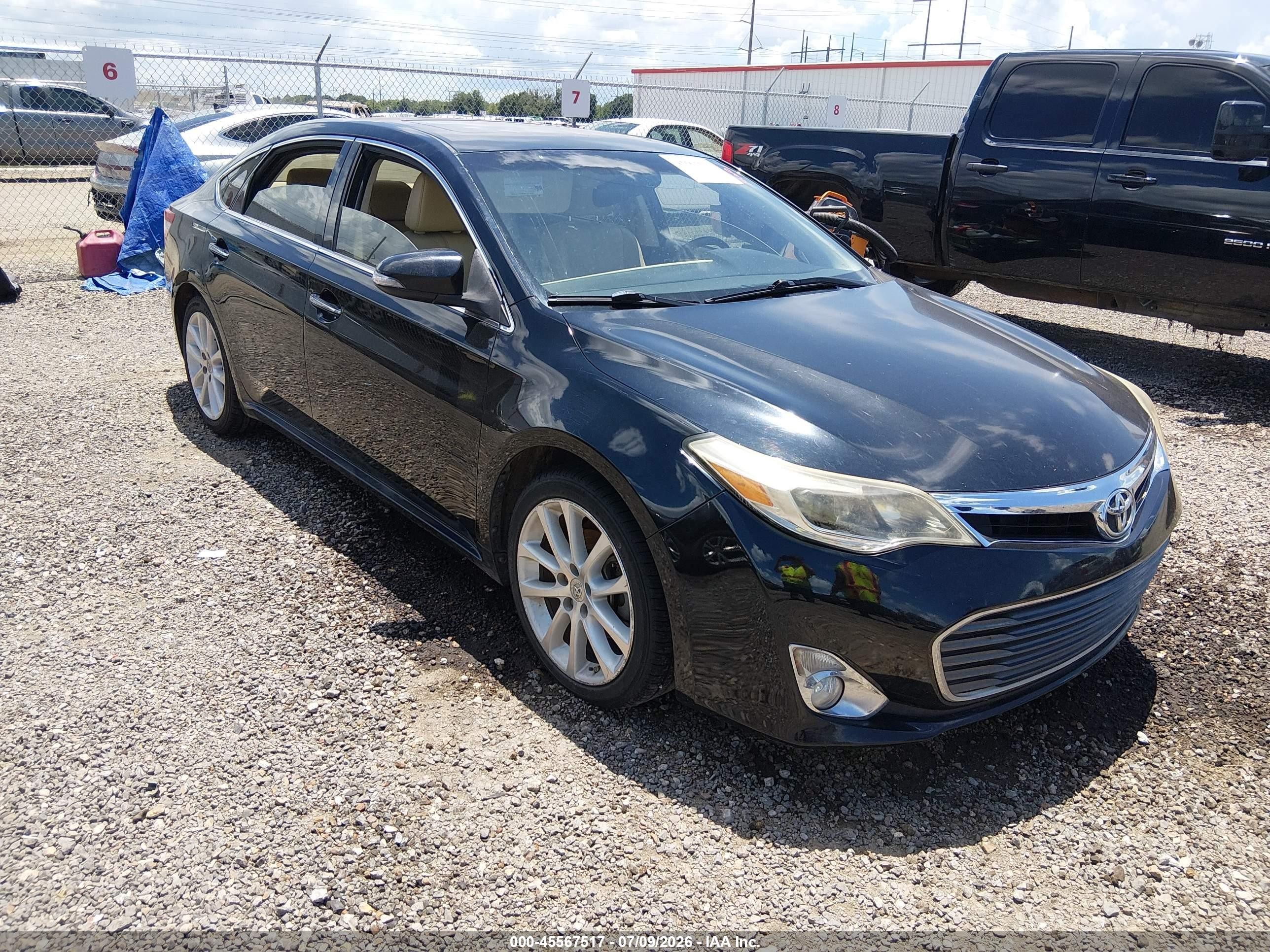 2013 Toyota Avalon XLE Touring, VIN 4T1BK1EB4DU053474 — Water / flood