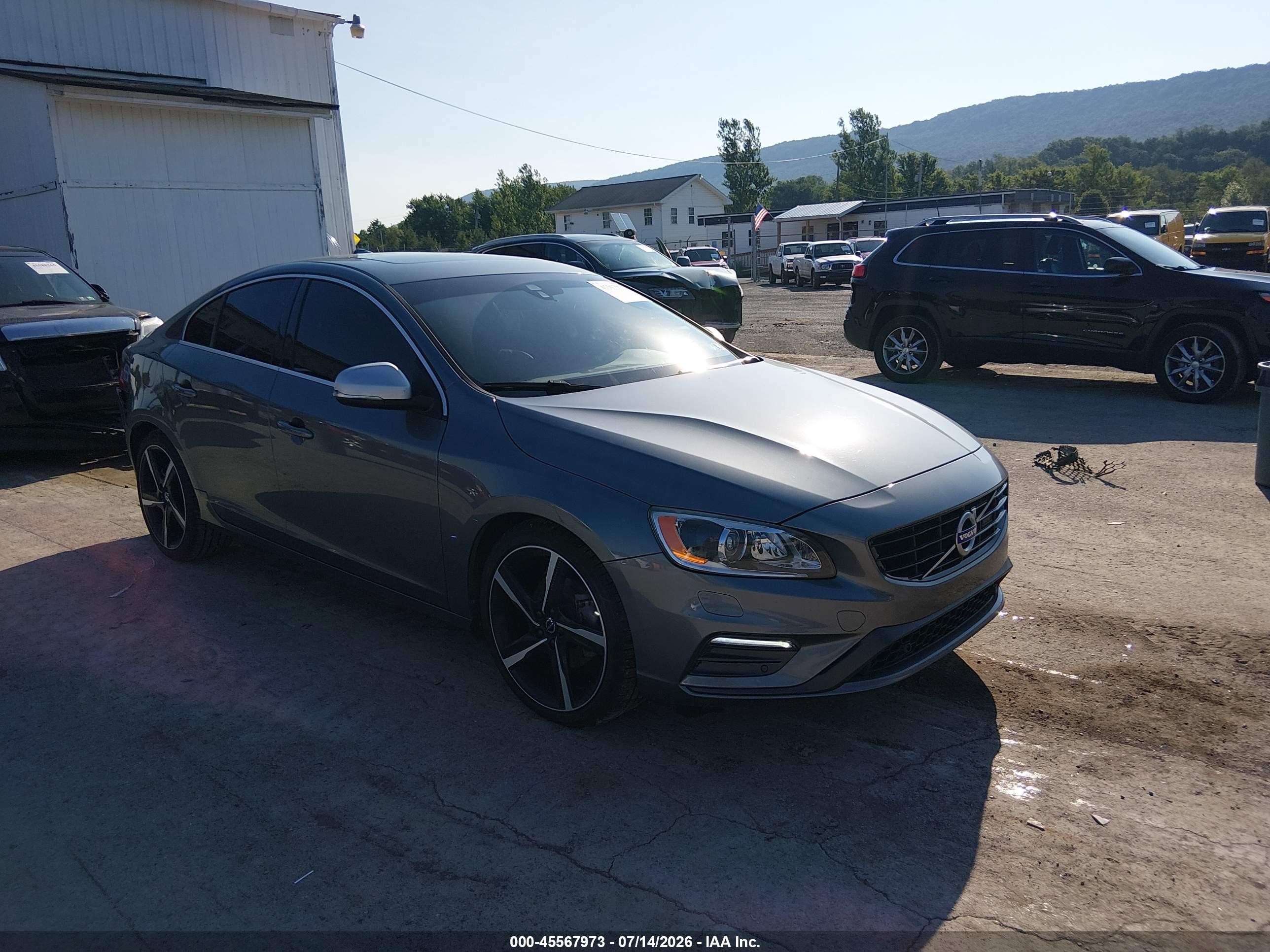 2016 Volvo S60 T5 Drive-E R-Design Special Edition, VIN YV126MFP0G2397477 — Rear end