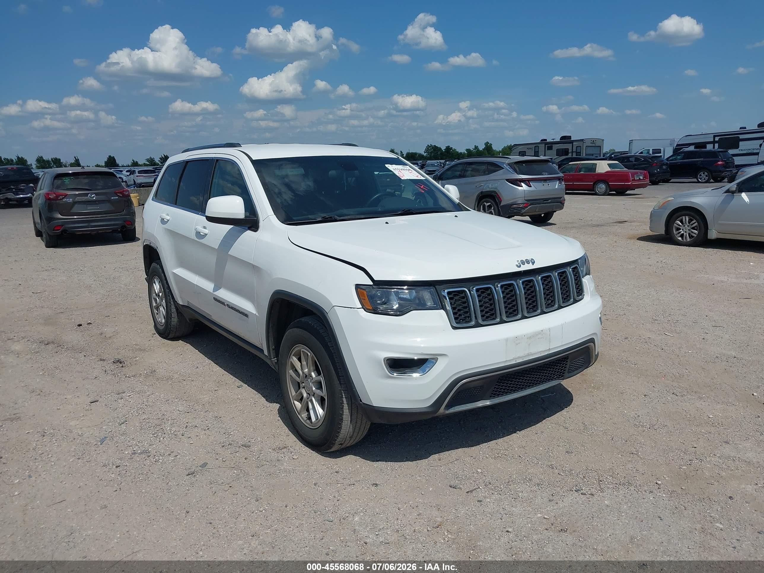 2020 Jeep Grand Cherokee Laredo E, VIN 1C4RJFAG1LC178621 — Normal wear