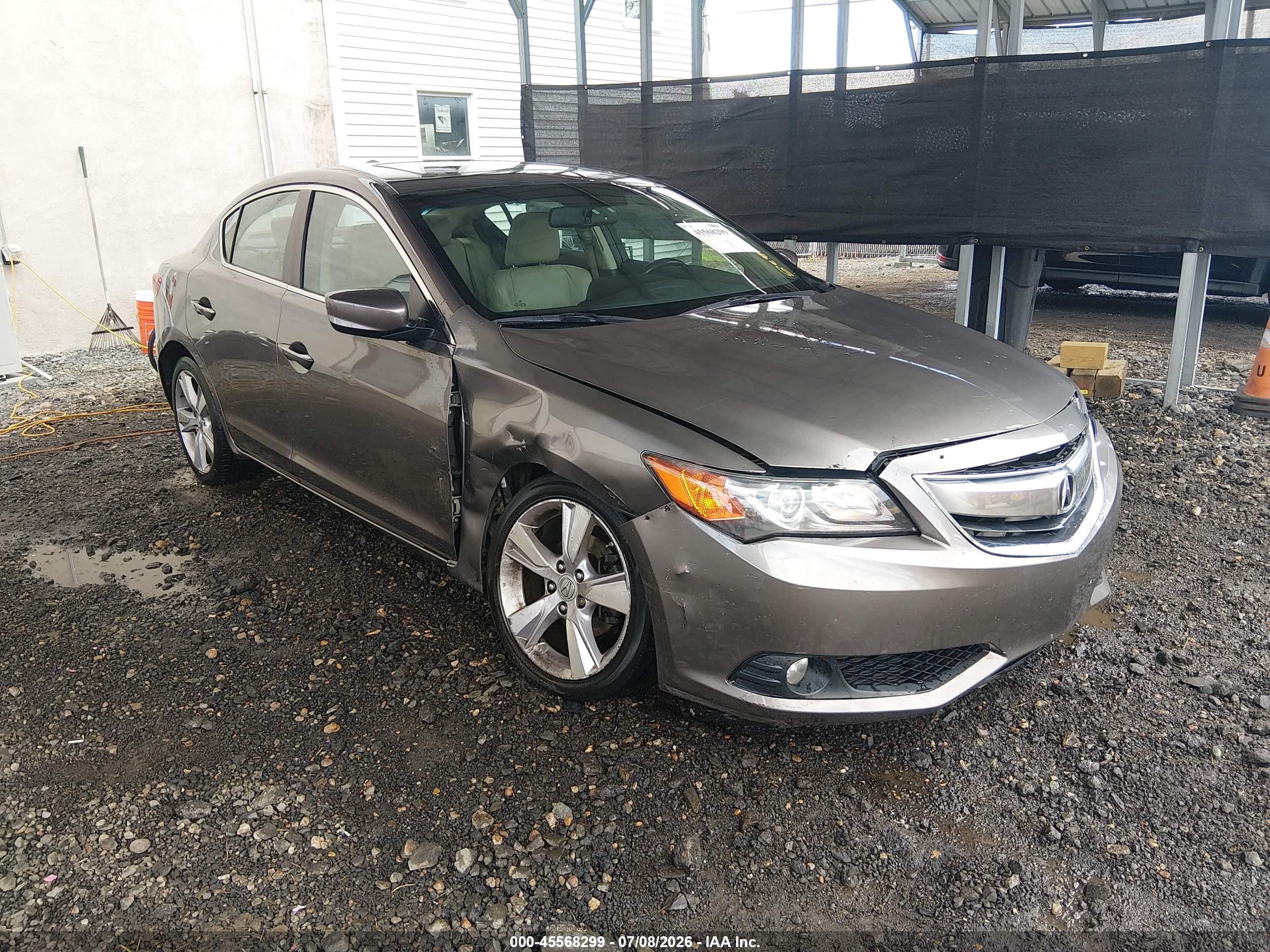 2014 Acura ILX Premium, VIN 19VDE1F53EE009018 — Front end