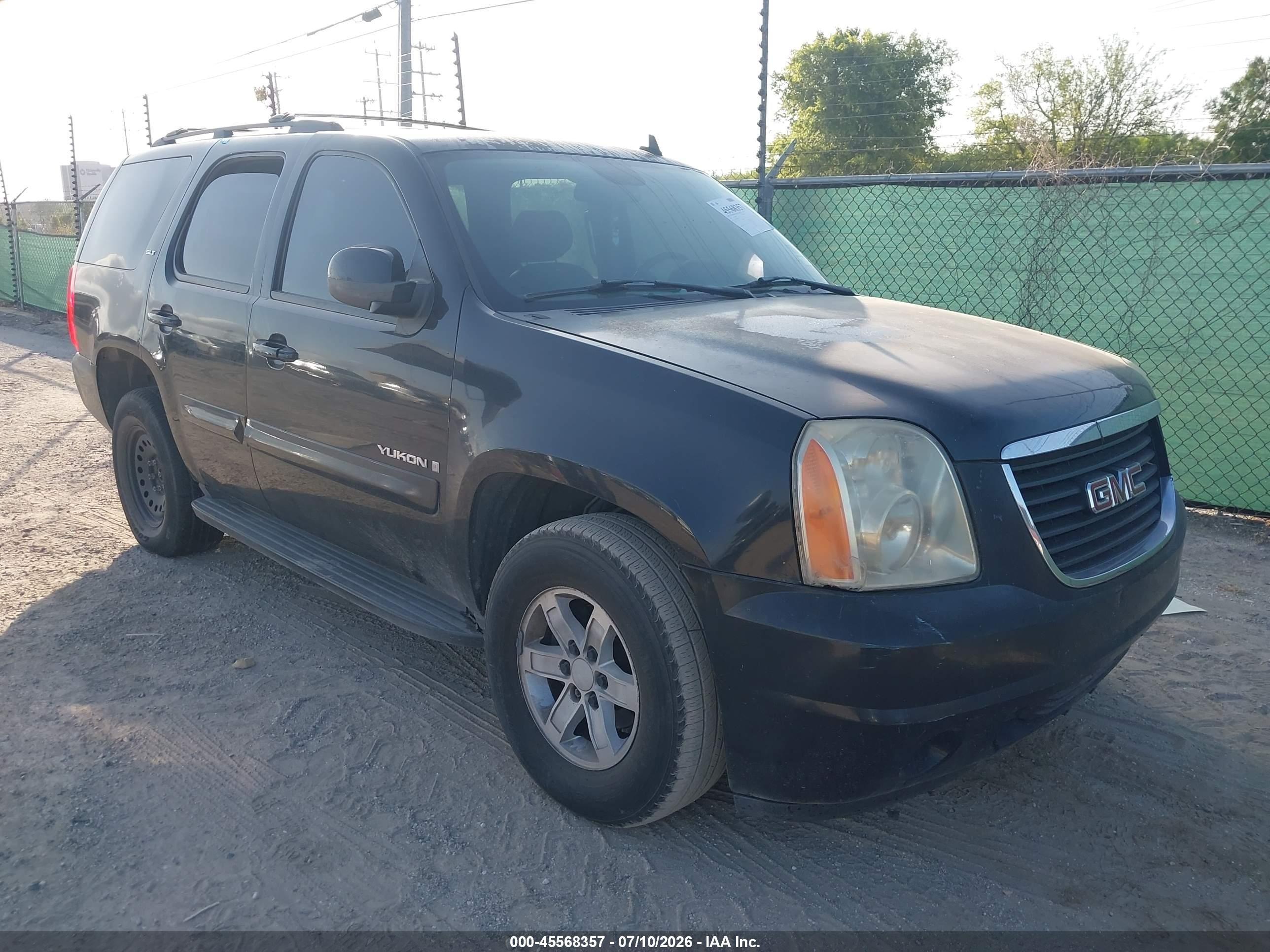 2008 GMC Yukon SLE 3SB, VIN 1GKFC13018R121022 — Repossession