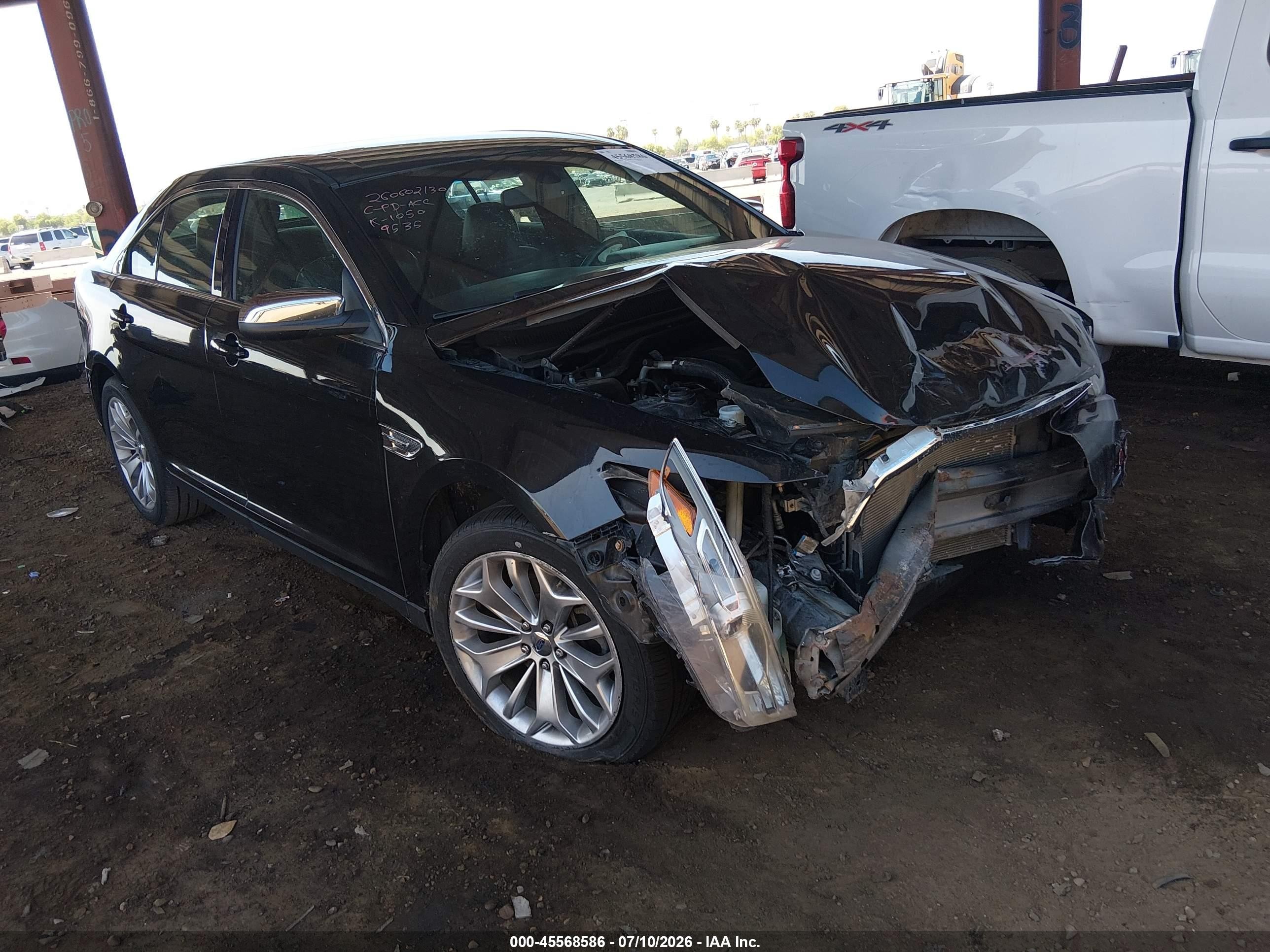 2013 Ford Taurus Limited, VIN 1FAHP2F87DG179535 — Front end