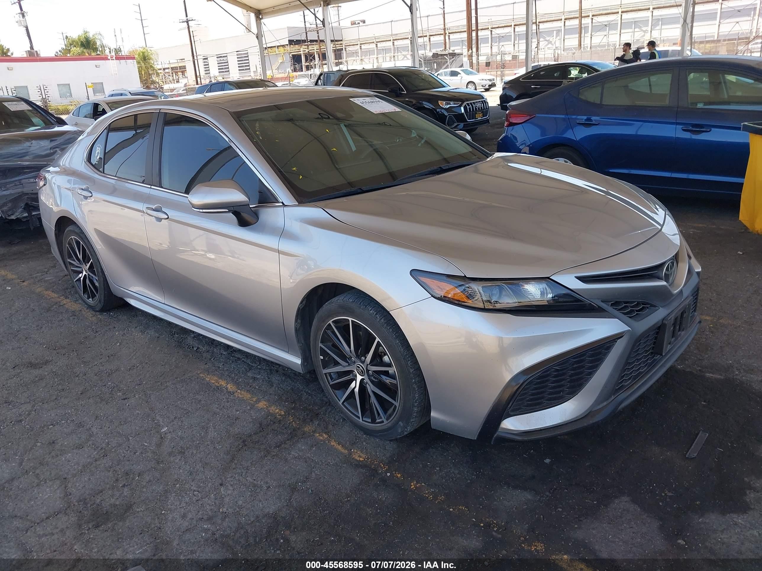 2024 Toyota Camry SE, VIN 4T1G11AK9RU906537 — Бок