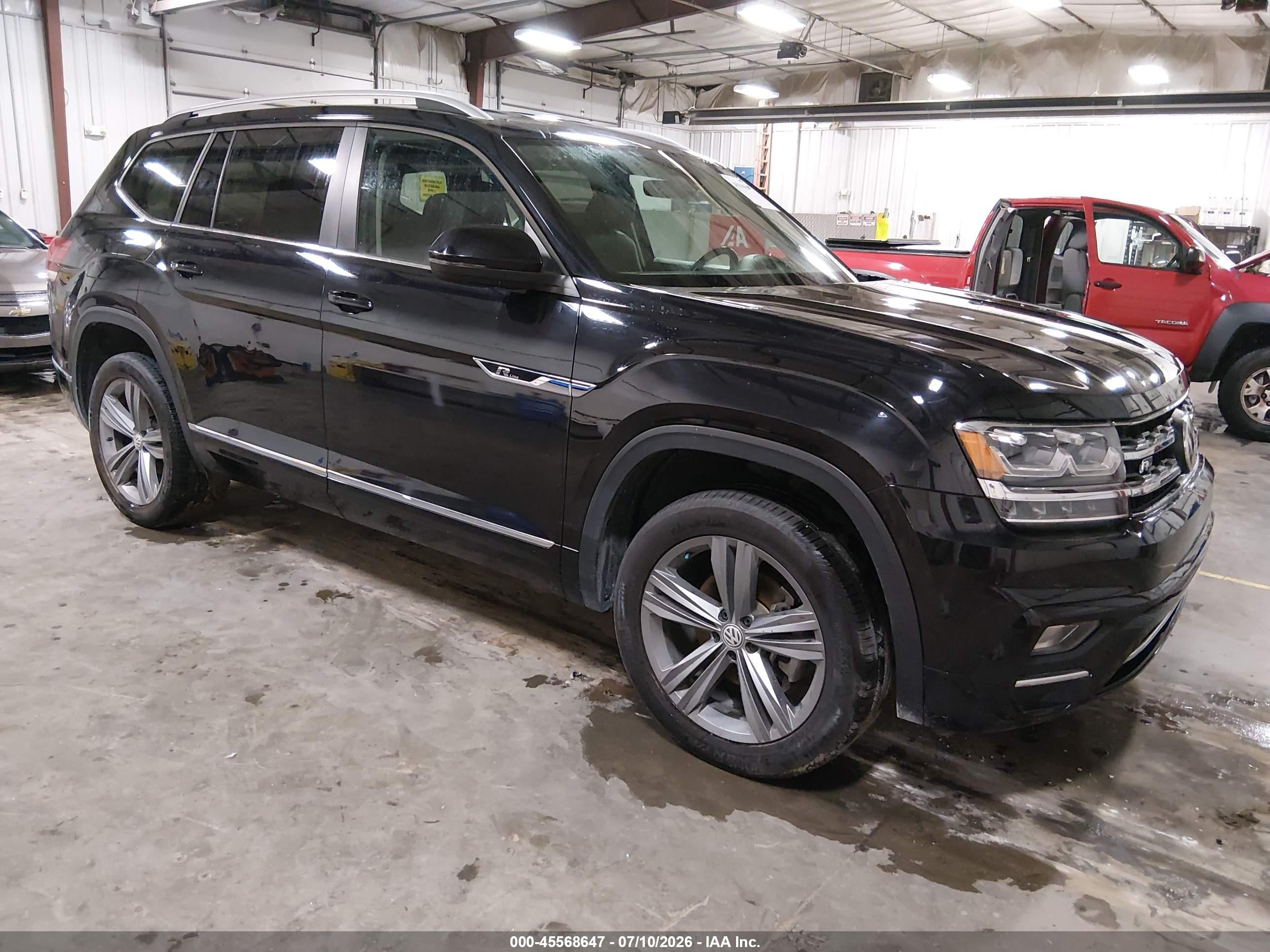 2019 Volkswagen Atlas SE, VIN 1V2XR2CA6KC534253 — Пресная вода