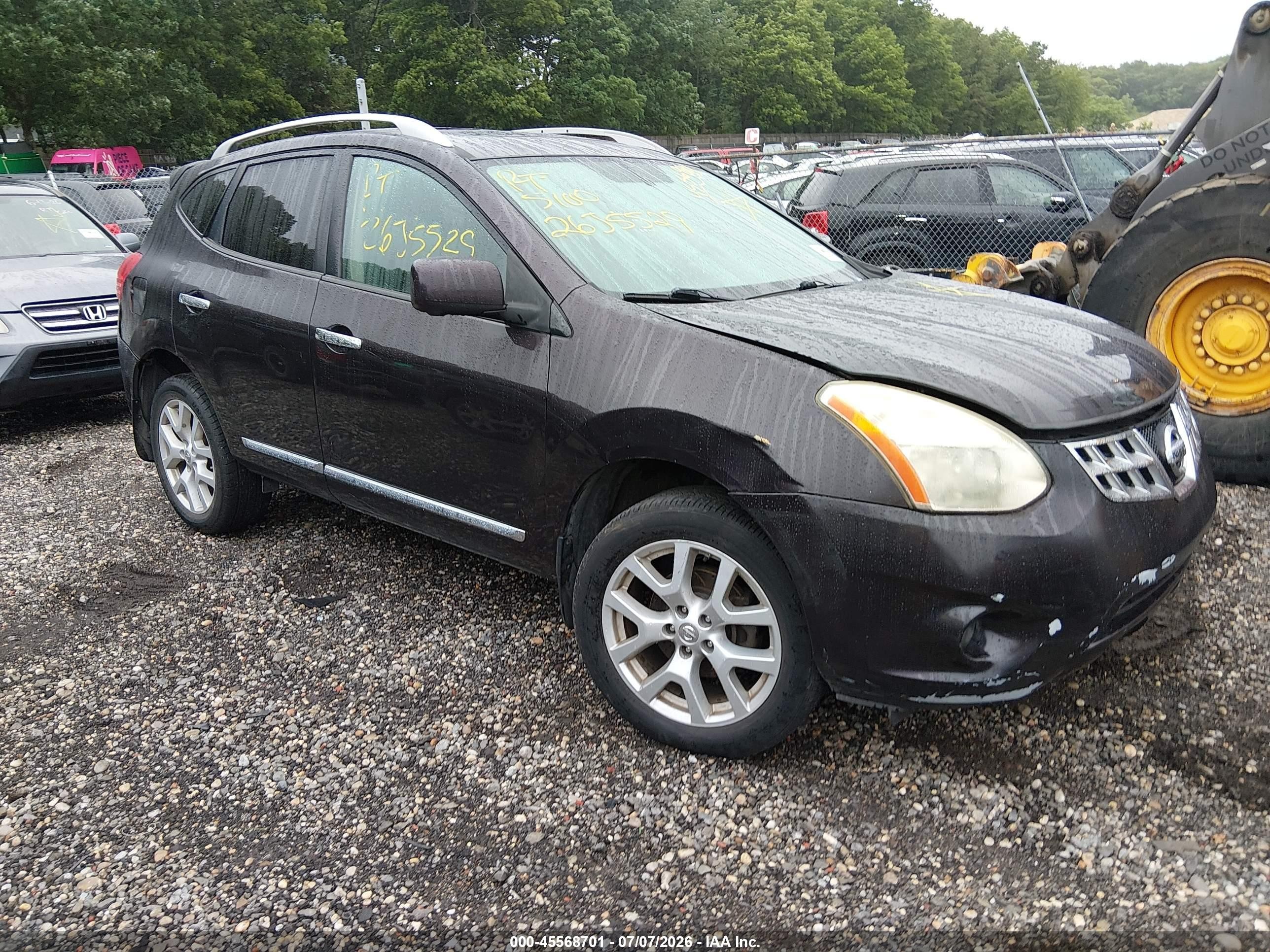 2012 Nissan Rogue SV, VIN JN8AS5MV1CW404268 — Front end