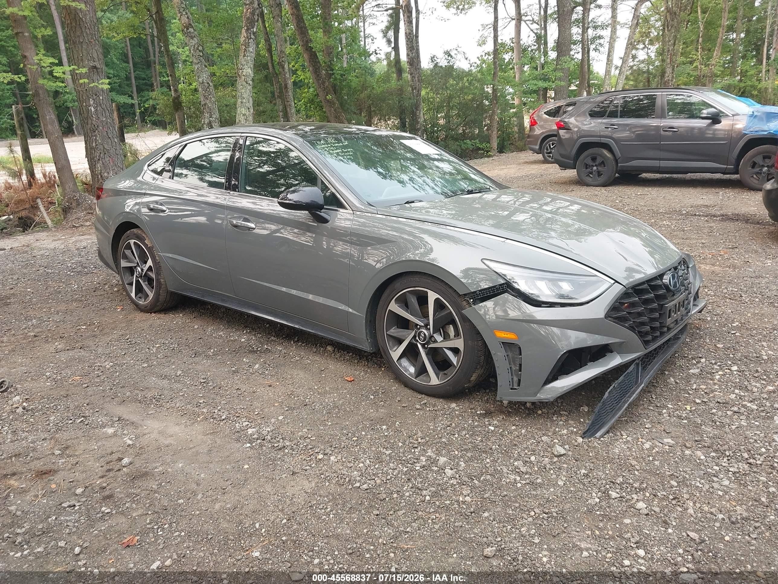 2022 Hyundai Sonata SEL Plus, VIN 5NPEJ4J2XNH136706 — Перед