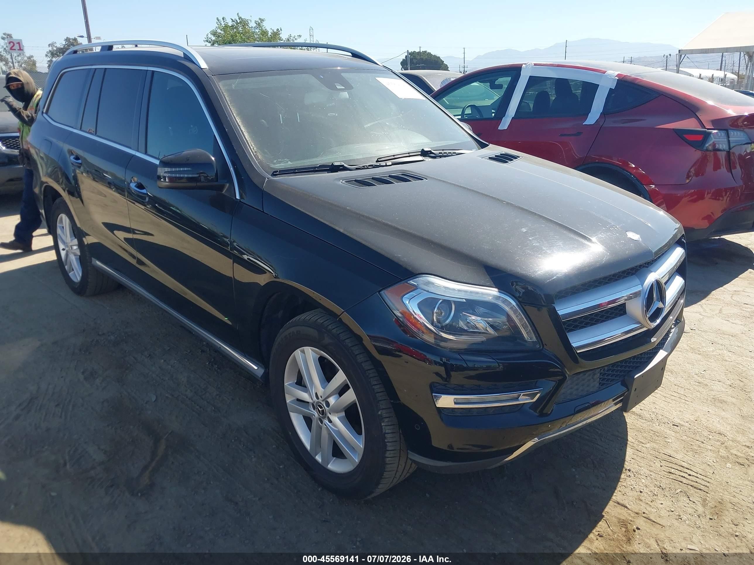 2015 Mercedes-Benz GL 350, VIN 4JGDF2EE5FA463671 — Изъятие за долги