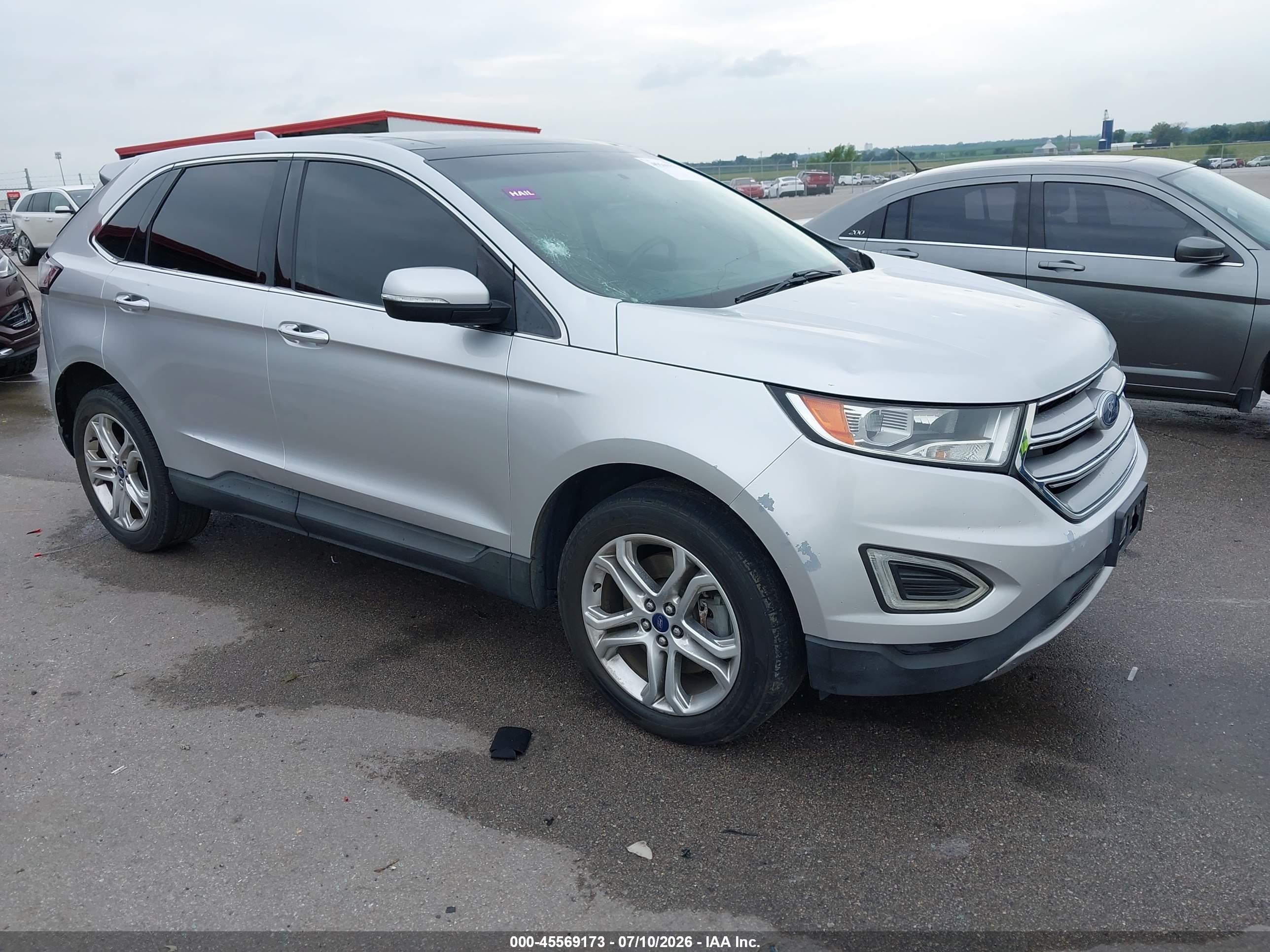 2018 Ford Edge Titanium, VIN 2FMPK4K95JBB40990 — Град
