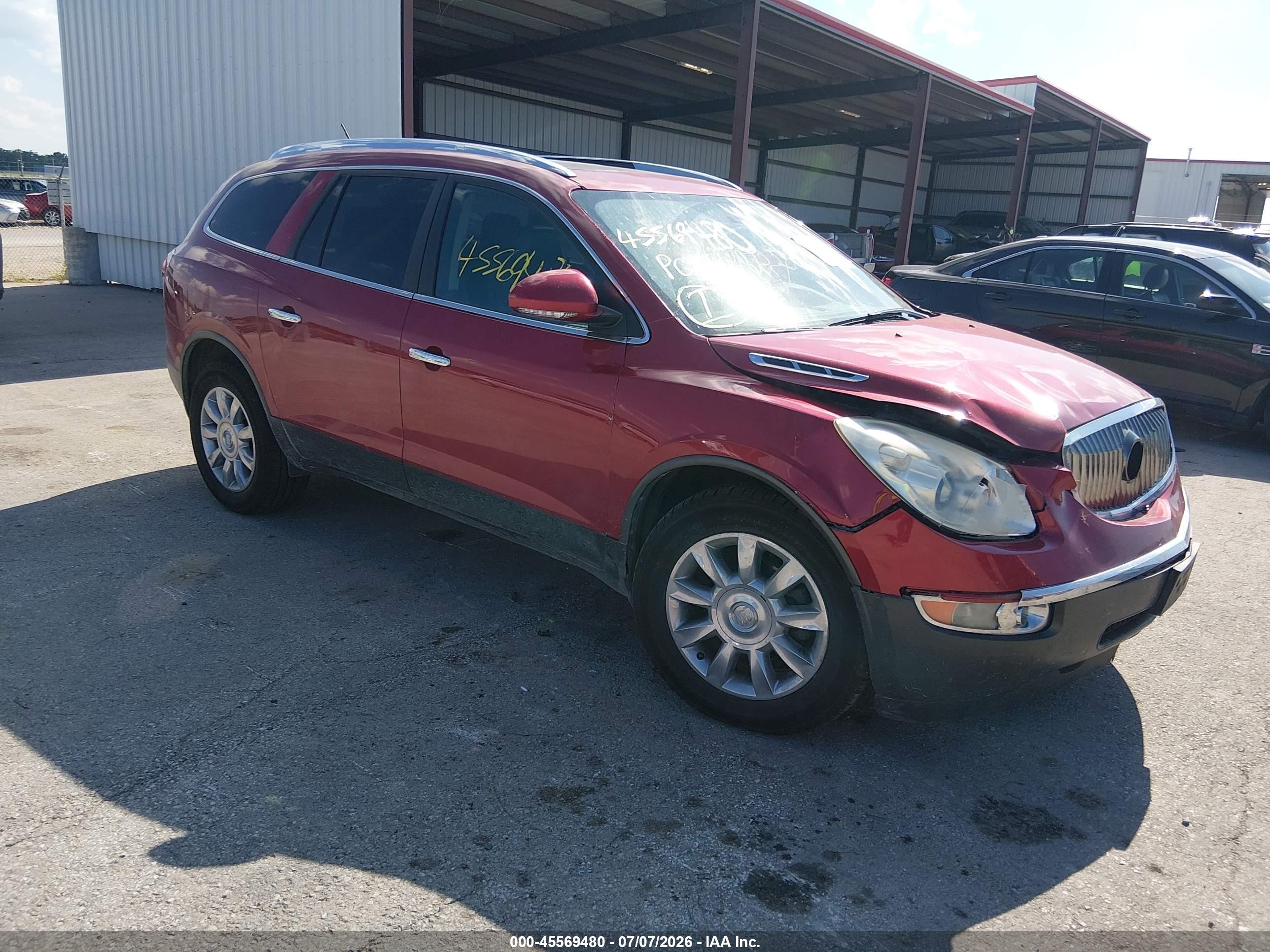 2012 Buick Enclave Leather, VIN 5GAKVCEDXCJ131153 — Front end