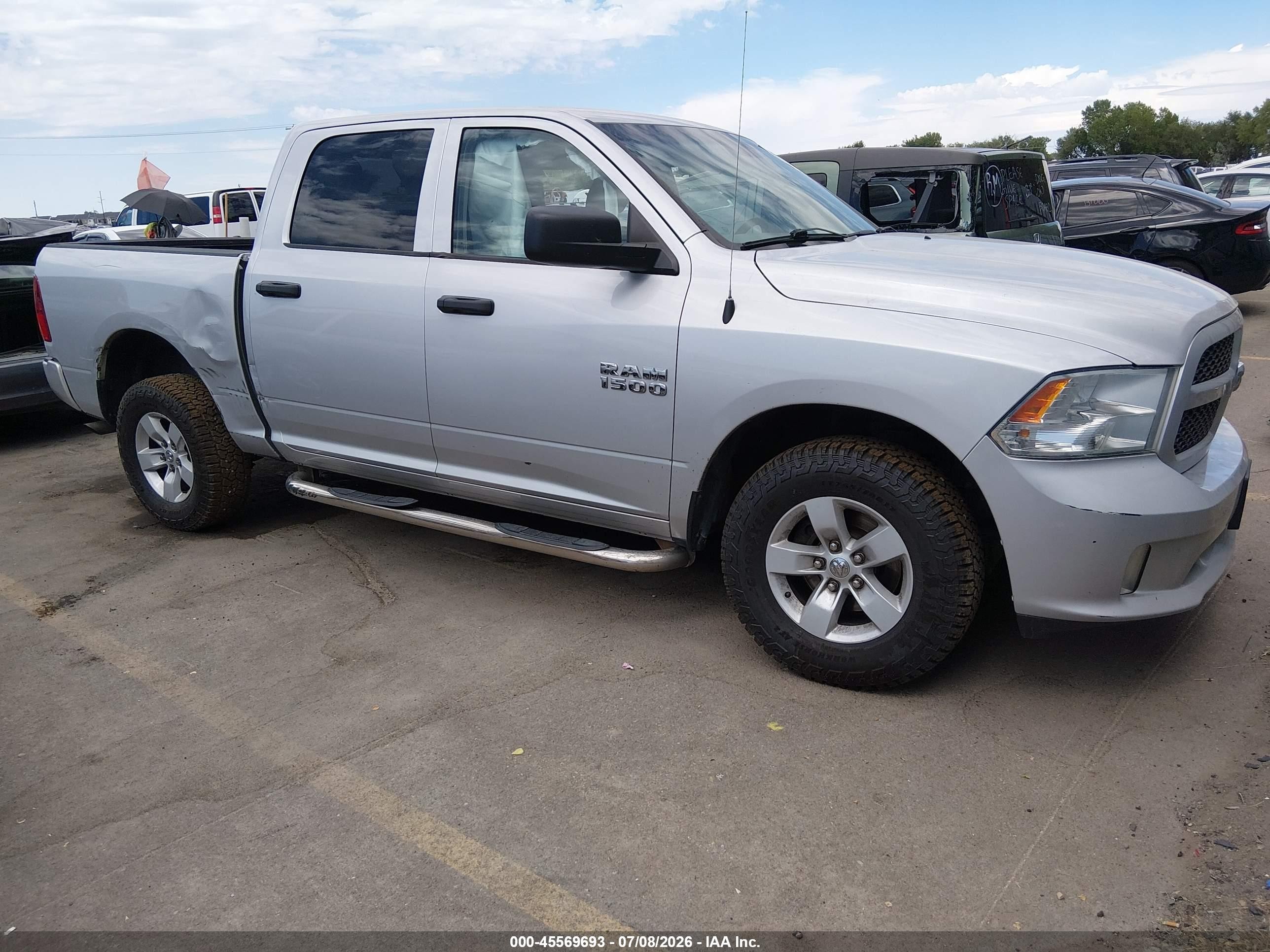 2018 Ram 1500 Tradesman, VIN 1C6RR7KGXJS300349 — Side