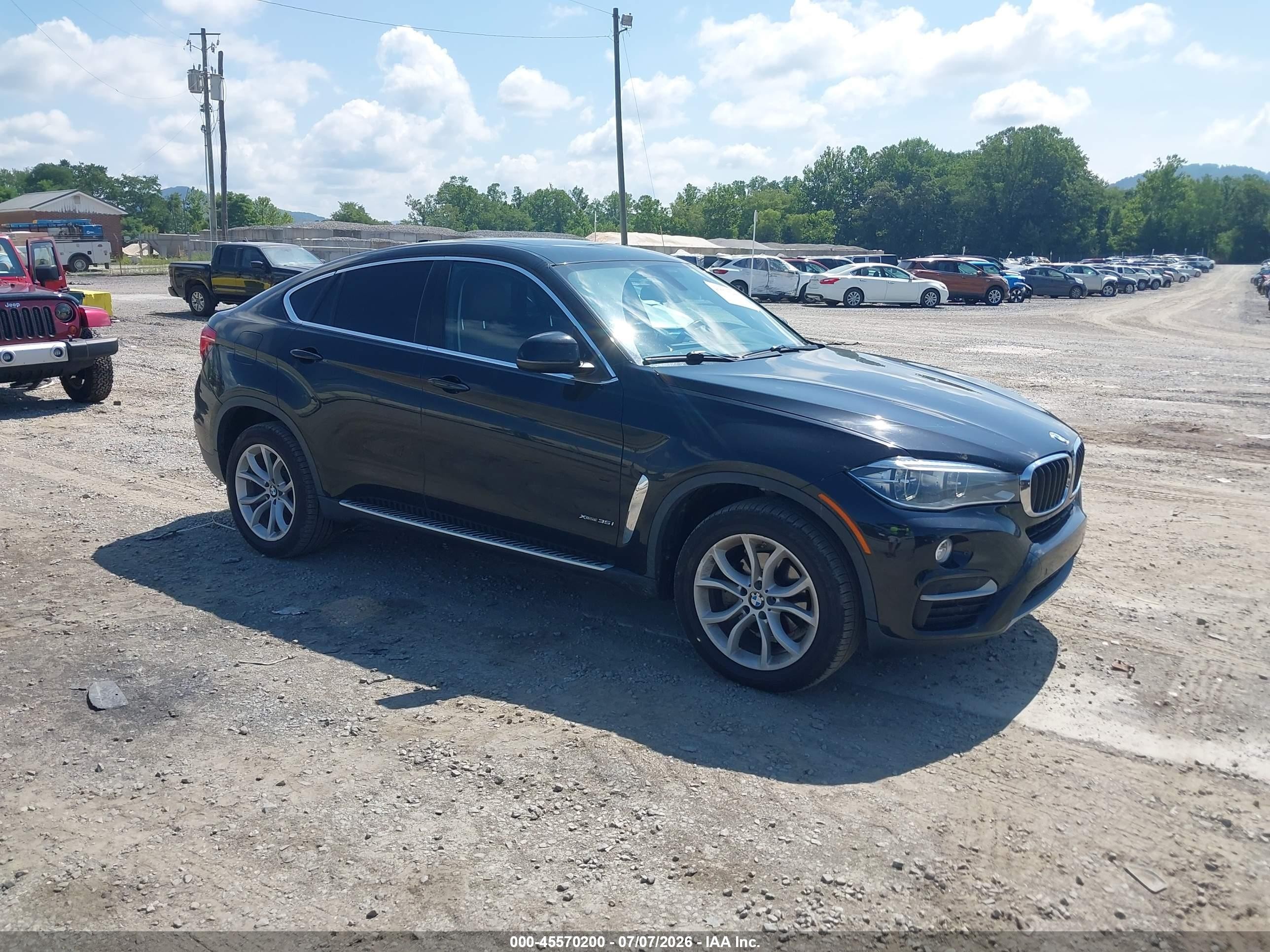 2016 BMW X6 xDrive35i, VIN 5UXKU2C58G0N82535 — Rear end