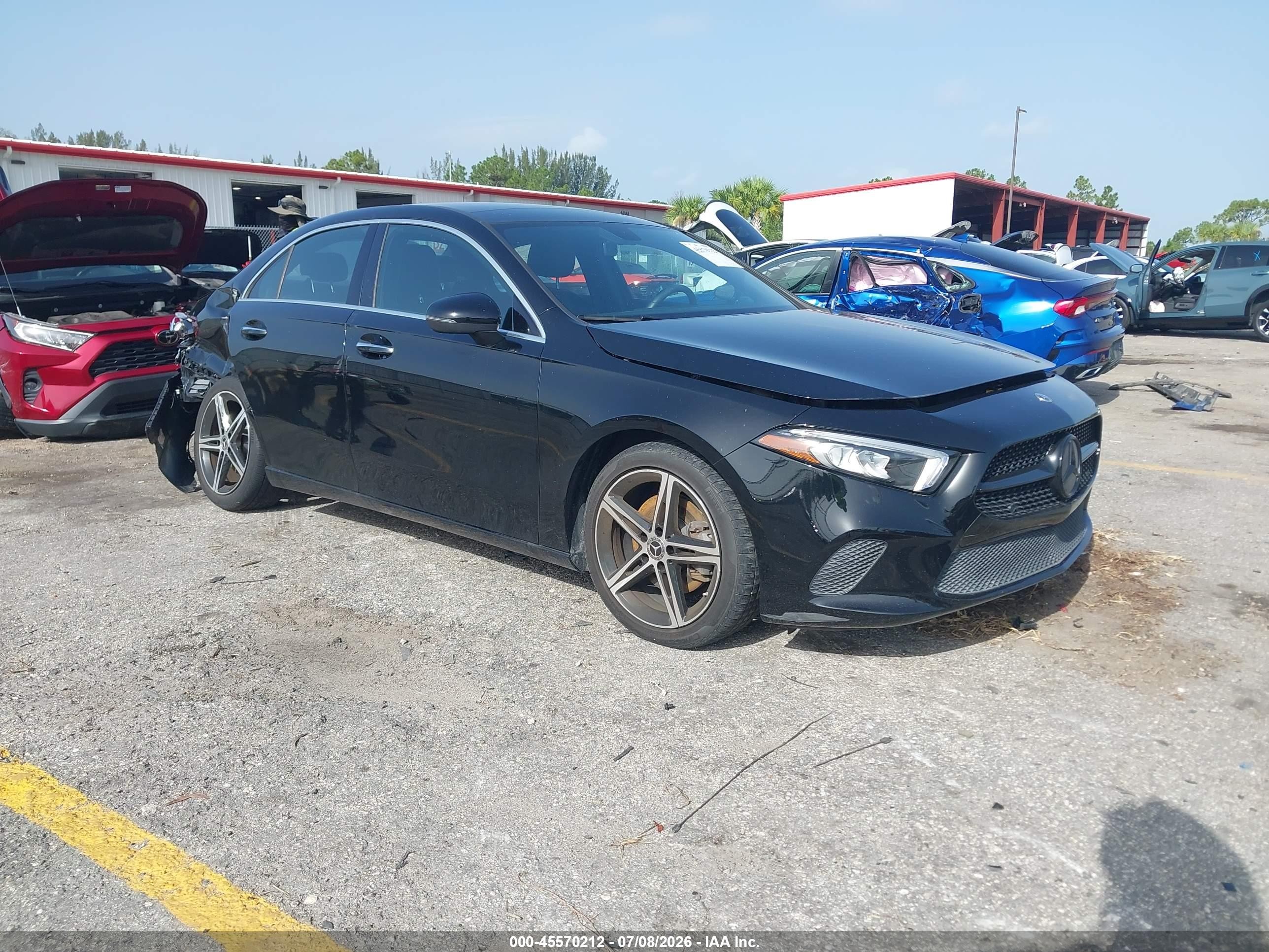 2021 Mercedes-Benz A 220, VIN W1K3G4EB2MJ289169 — Rear end
