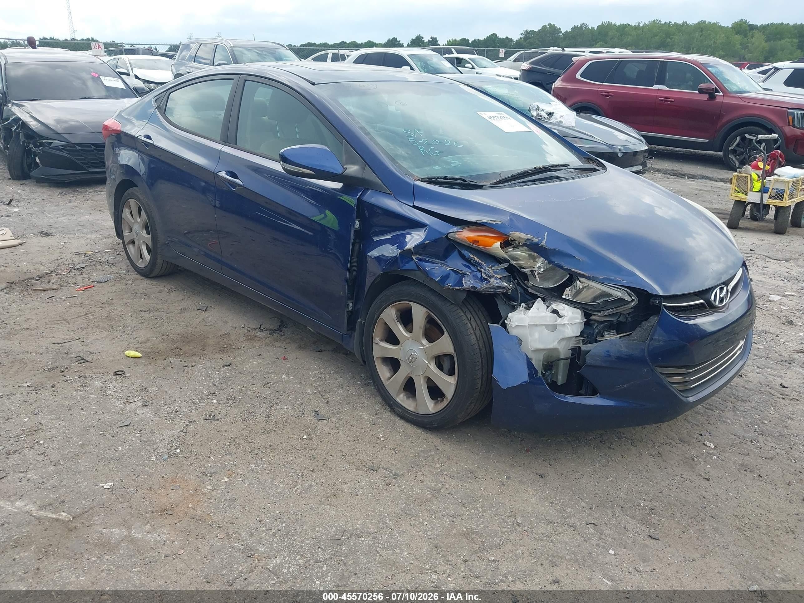2013 Hyundai Elantra Limited, VIN KMHDH4AE6DU516871 — Front end