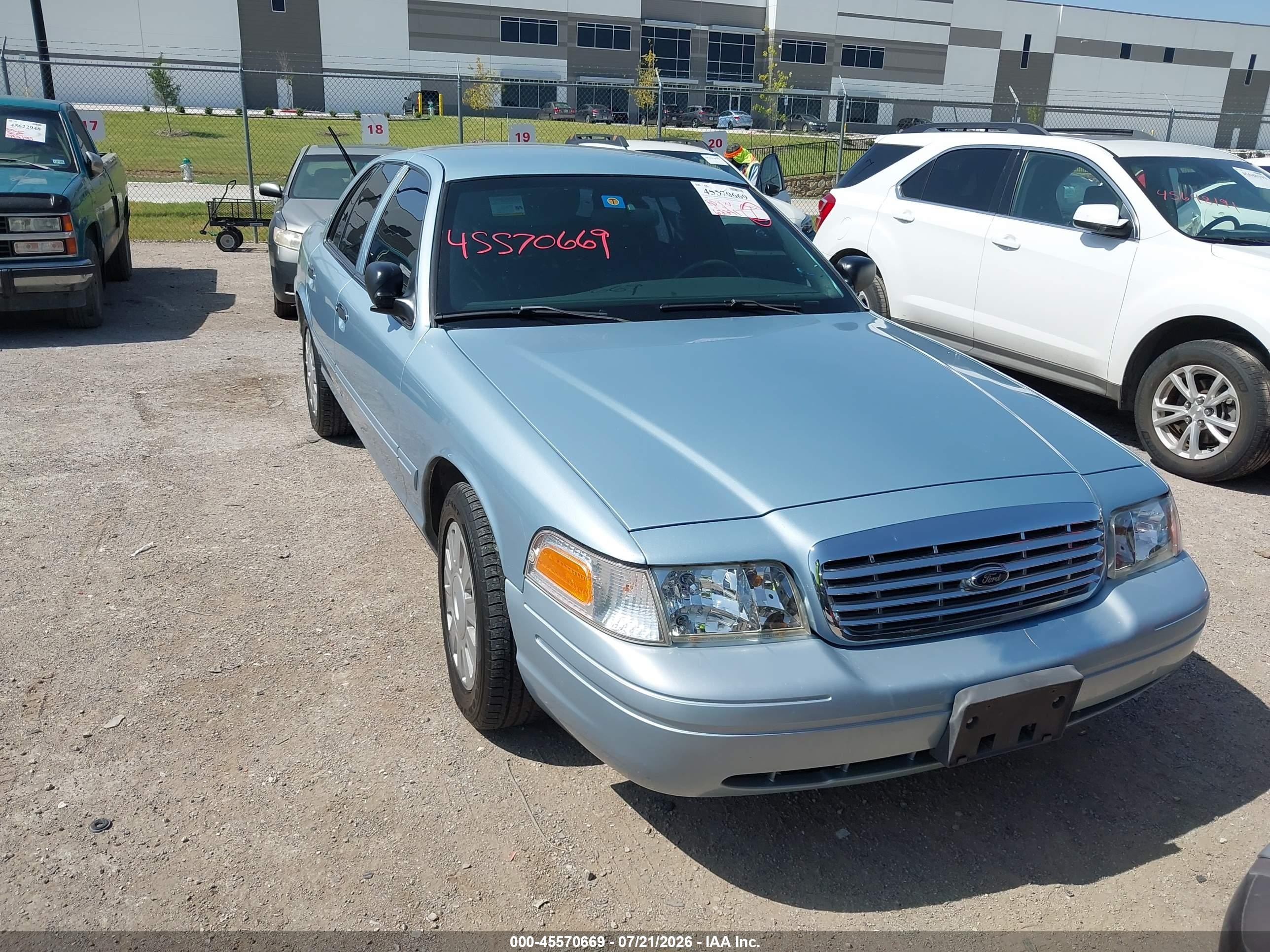 2008 Ford Police Interceptor, VIN 2FAHP71V58X157463 — Front end