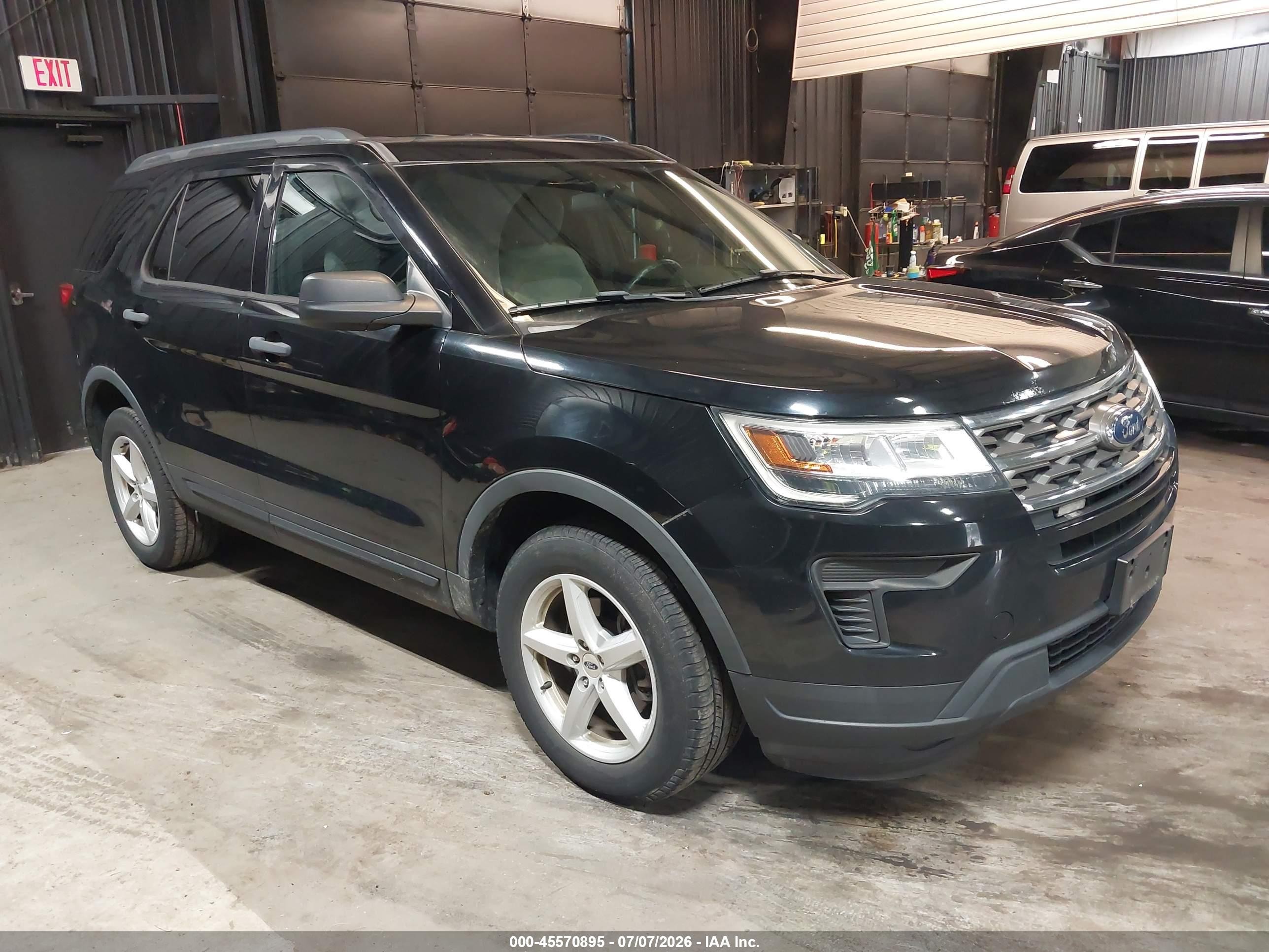 2018 Ford Explorer, VIN 1FM5K8BH1JGC45377 — Side